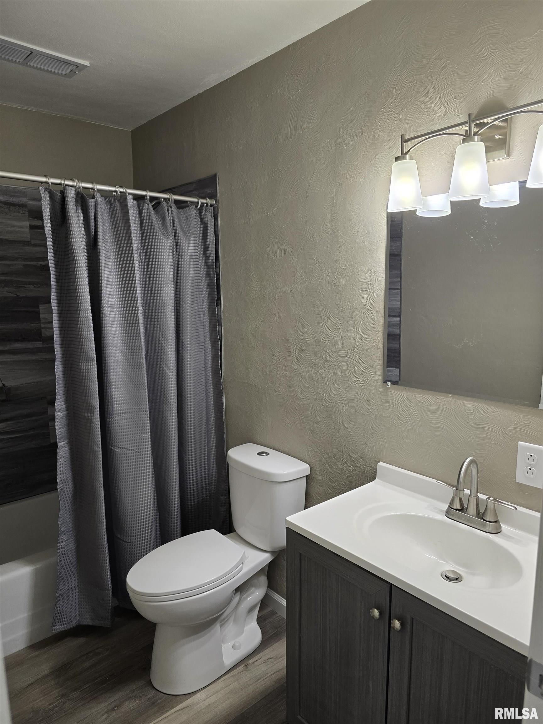 1101 N 15th Street, Pekin, Illinois image 18