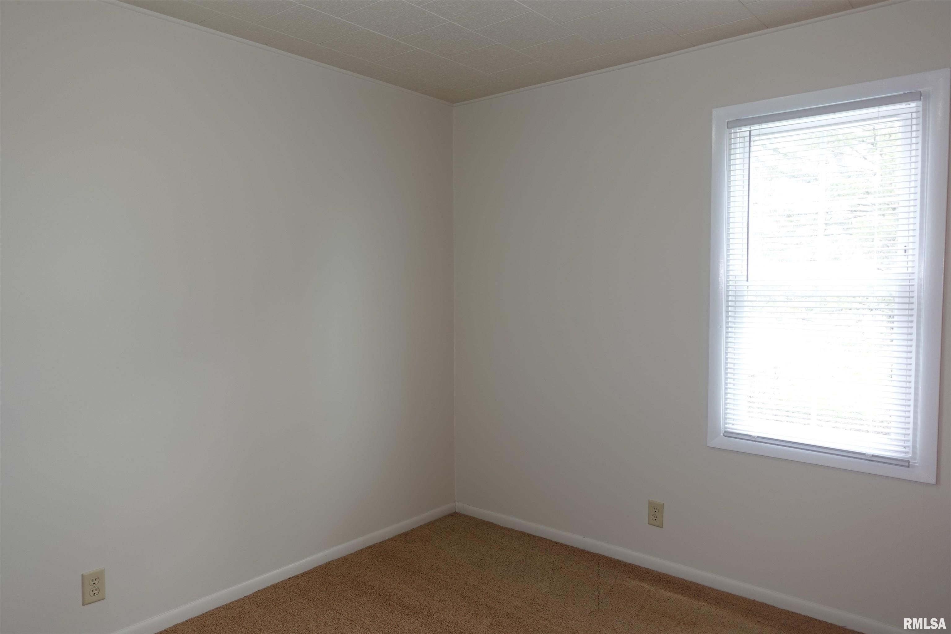1761 S Cherry Street, Galesburg, Illinois image 15