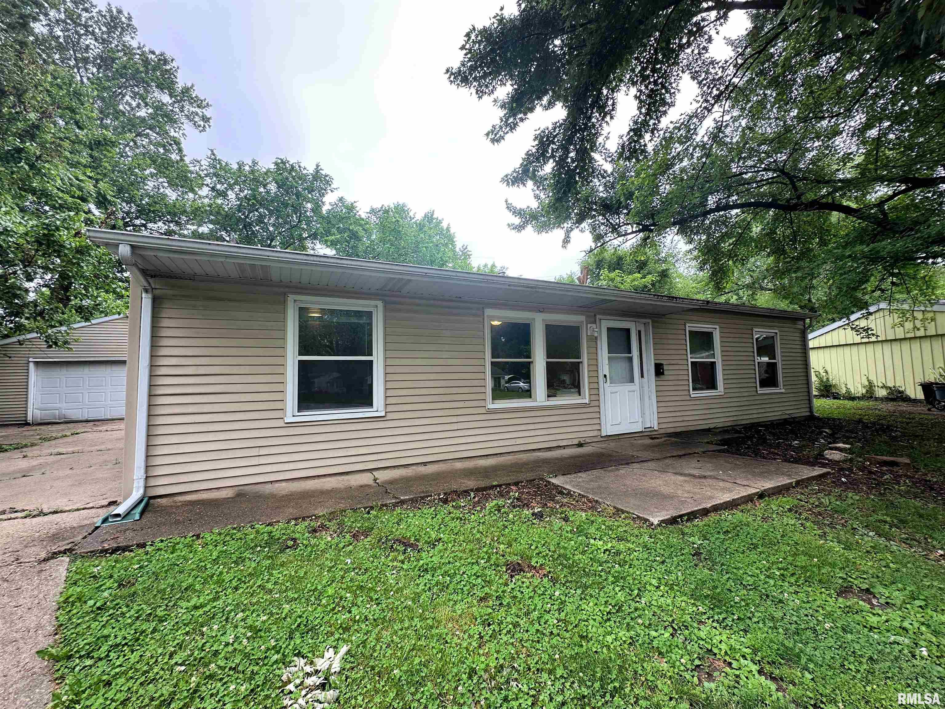 1817 Gregory Court, Springfield, Illinois image 1