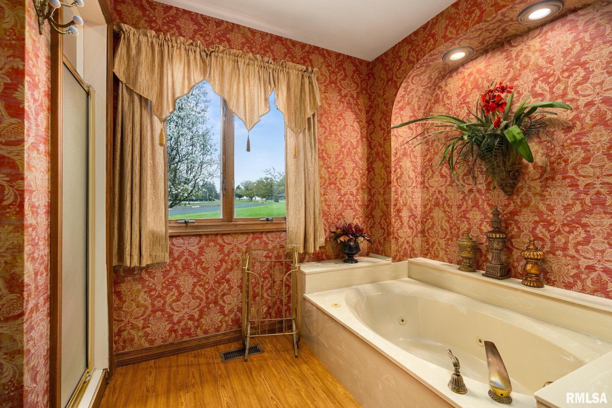 22924 Spring Creek Road, Washington, Illinois image 21