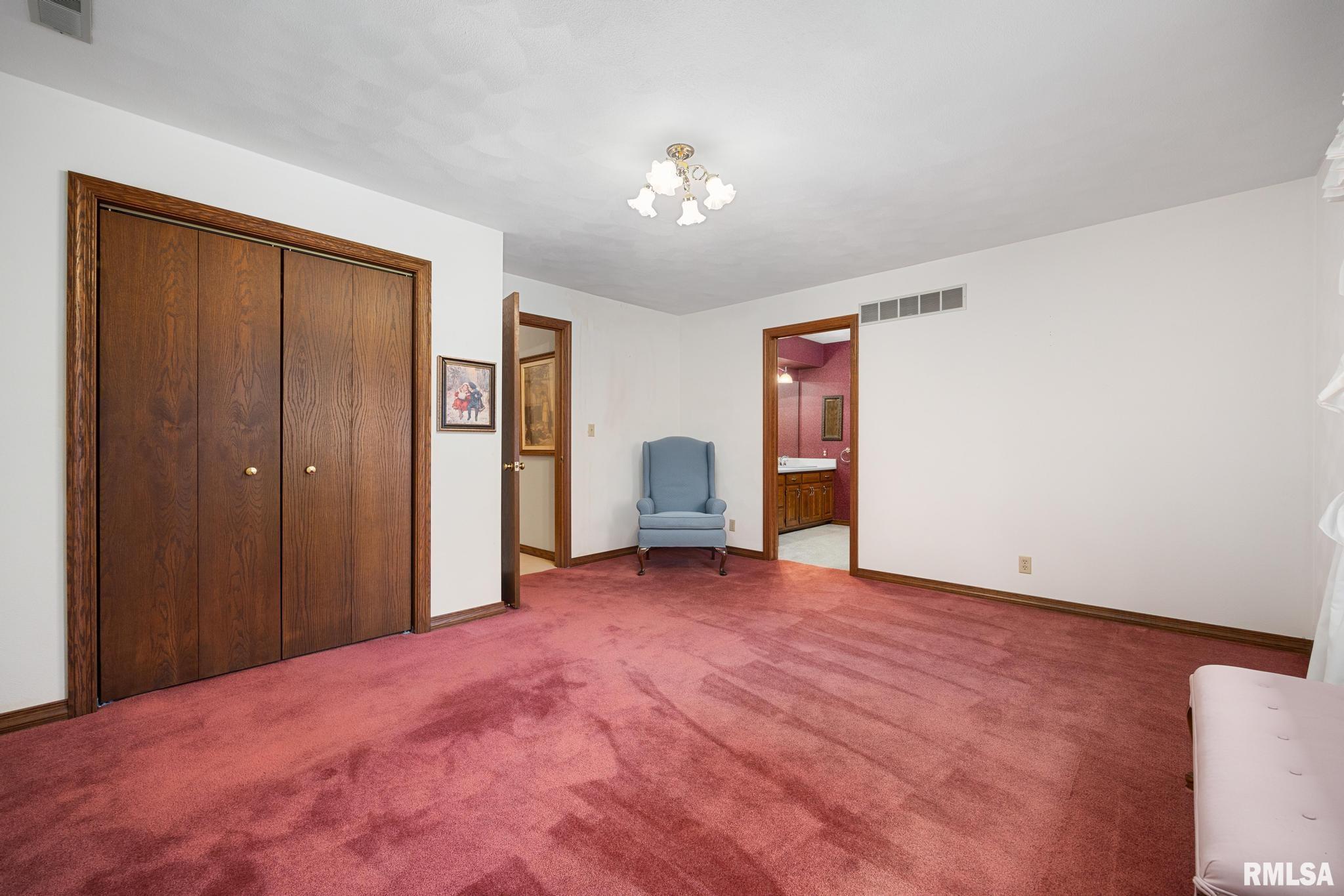 22924 Spring Creek Road, Washington, Illinois image 32