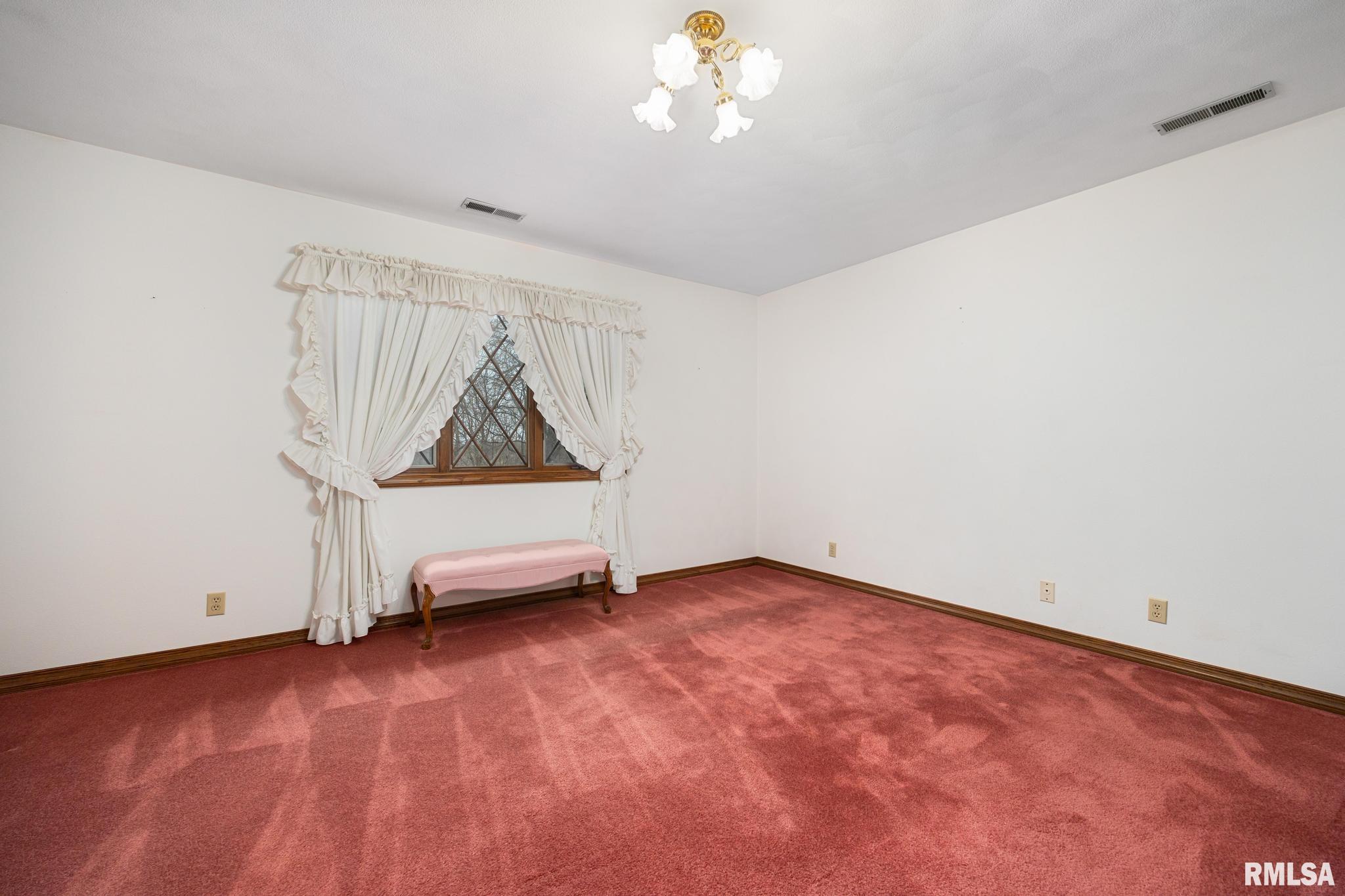 22924 Spring Creek Road, Washington, Illinois image 31