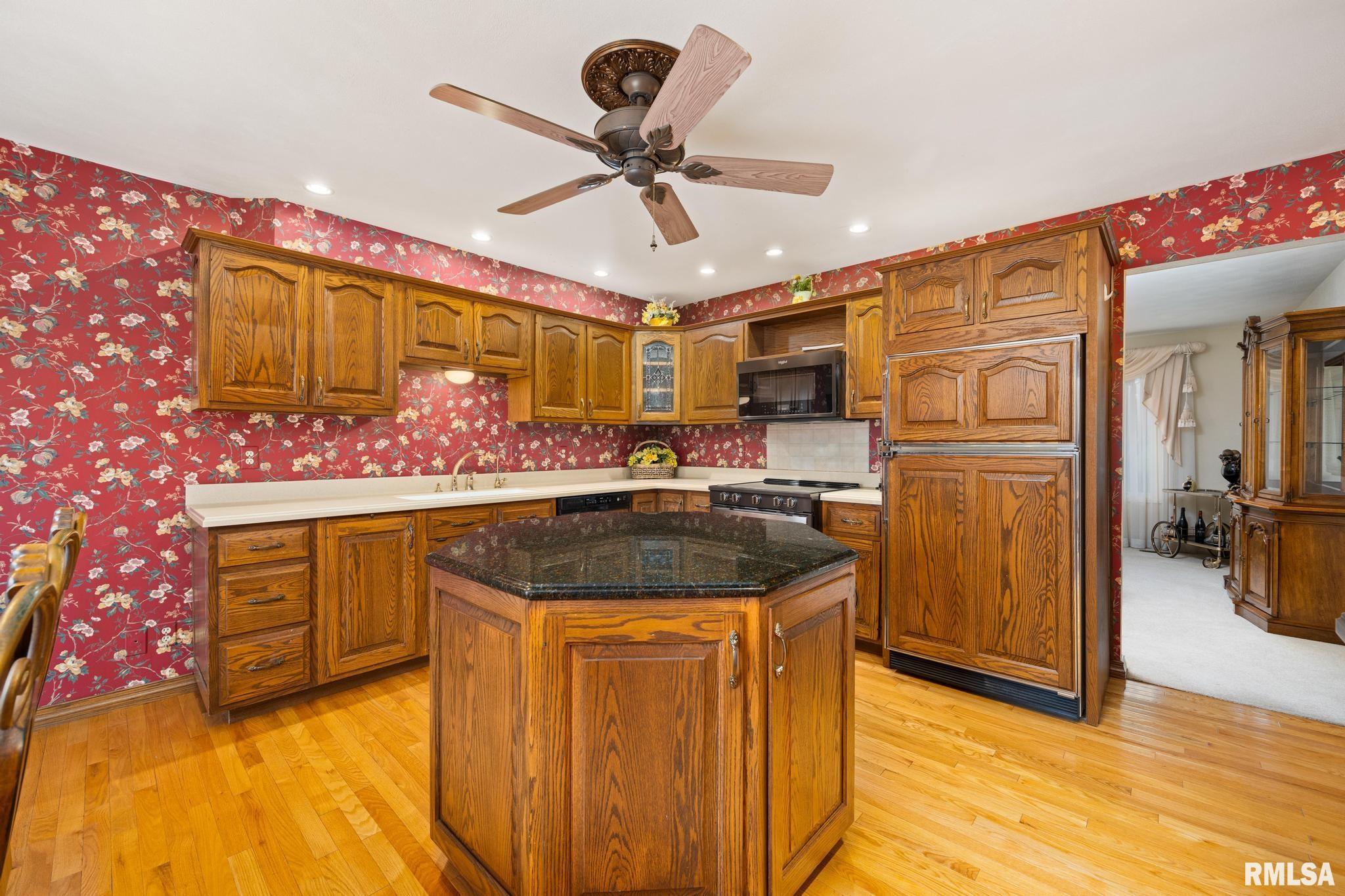 22924 Spring Creek Road, Washington, Illinois image 14
