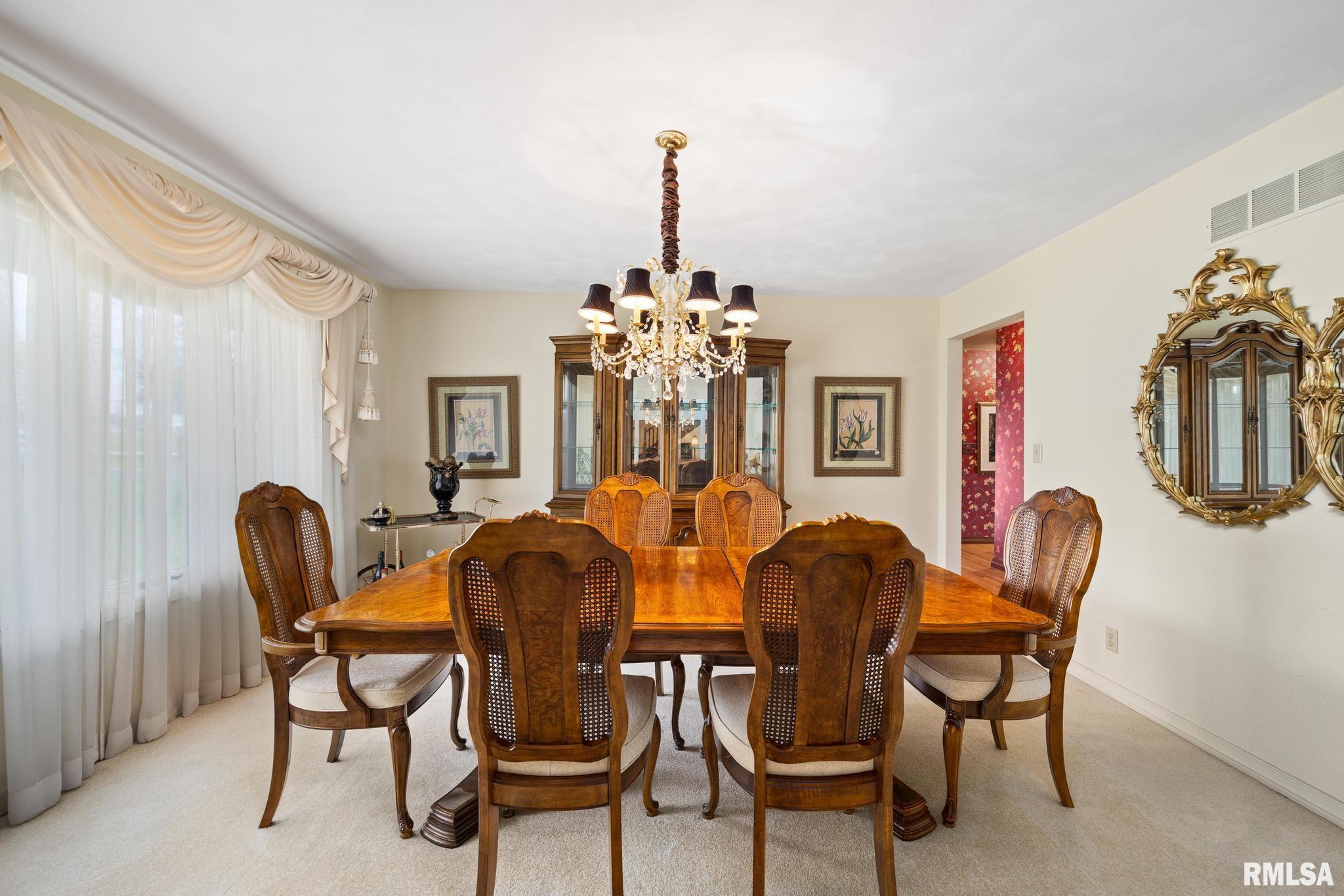 22924 Spring Creek Road, Washington, Illinois image 6