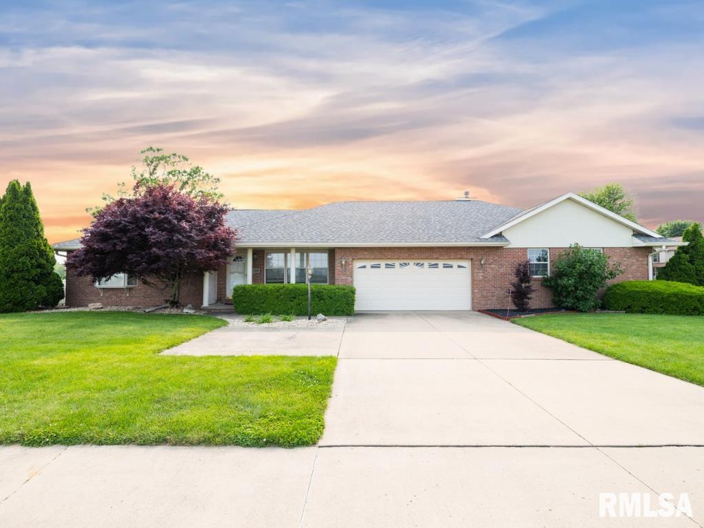 1312 N Cummings Lane, Washington, Illinois image 1