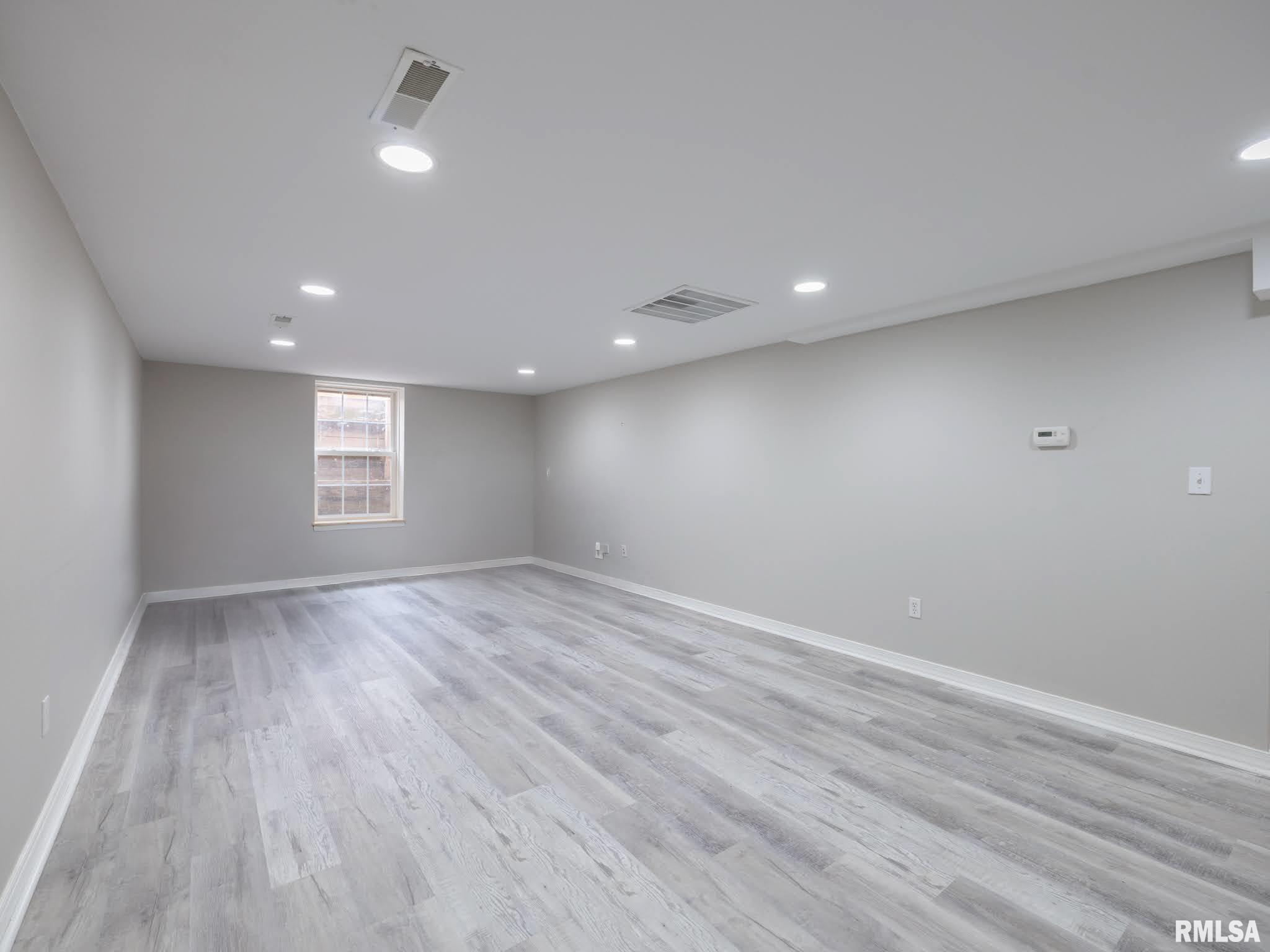 1312 N Cummings Lane, Washington, Illinois image 38