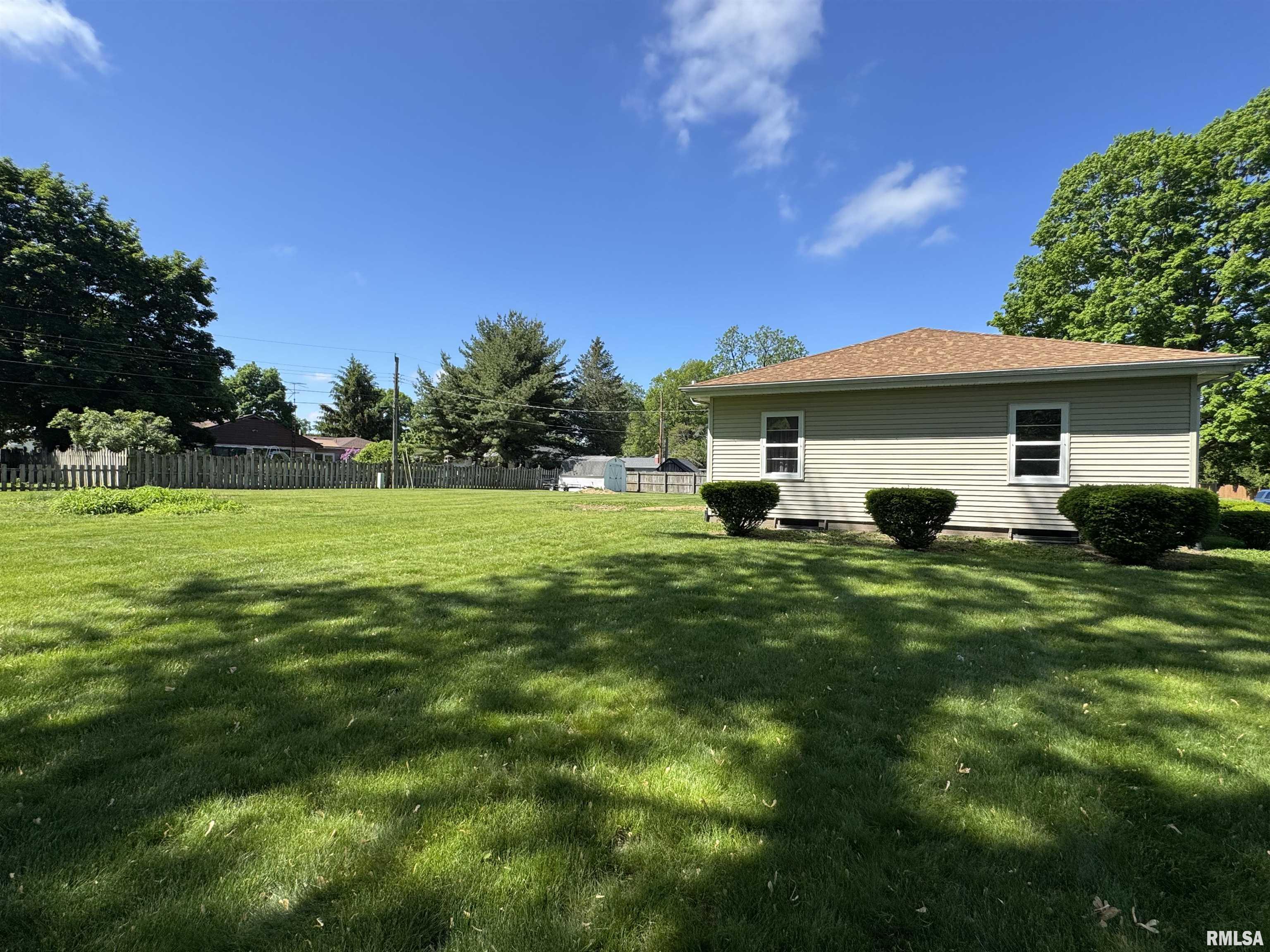 715 Lawndale Drive, Macomb, Illinois image 35