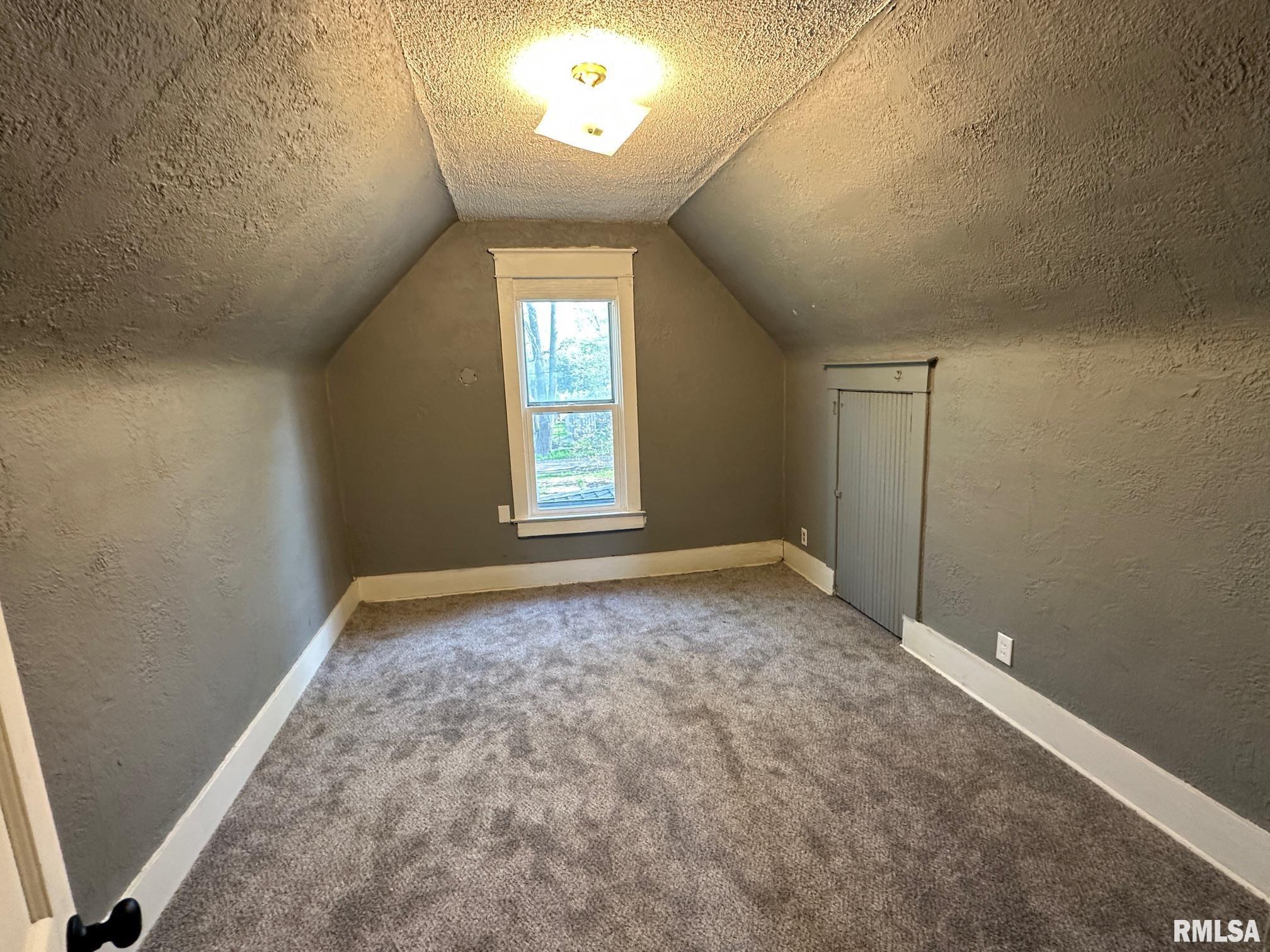 921 W Brons Avenue, Peoria, Illinois image 8