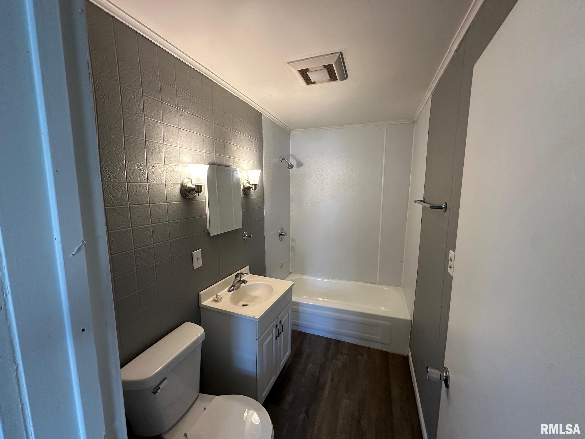 921 W Brons Avenue, Peoria, Illinois image 9