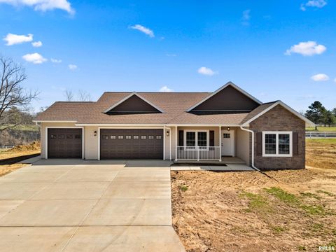 Homes For Sale - 14988 E Country Club Drive<br/> Fulton County, Cuba, IL 61427