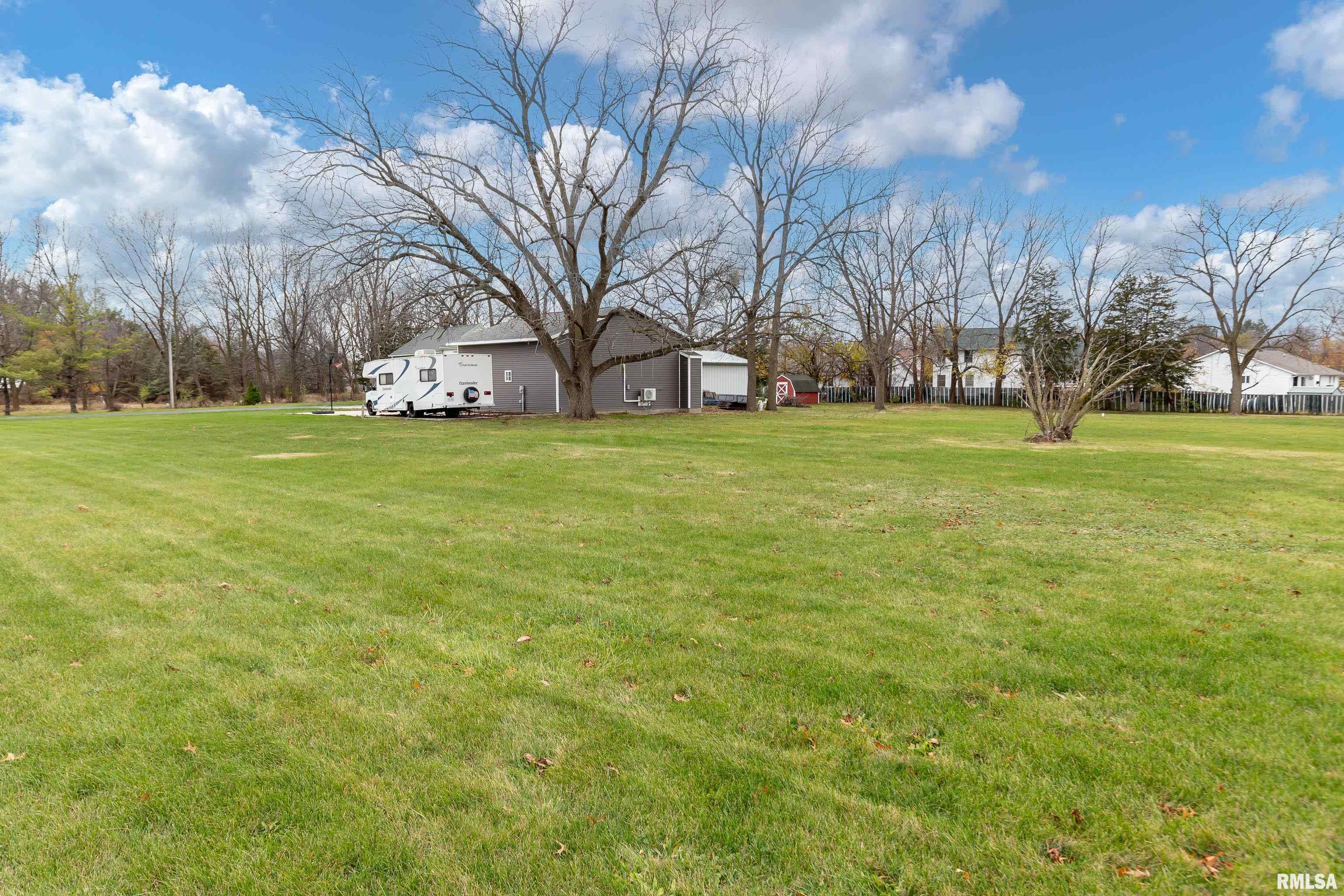 1040 17th Street, Silvis, Illinois image 6