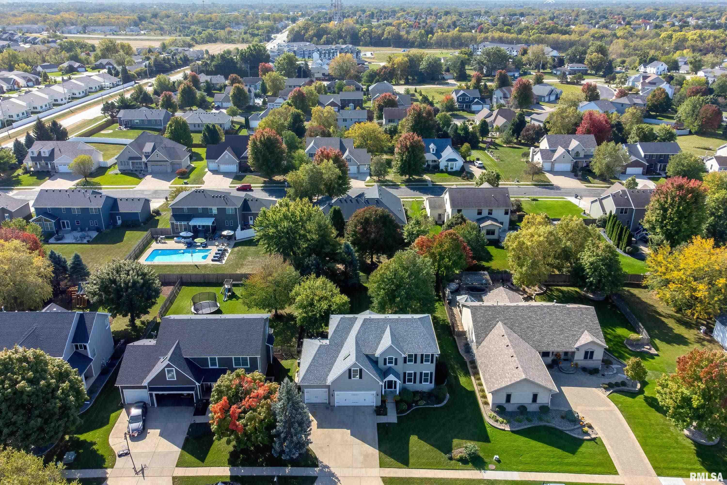 3421 St James Avenue, Bettendorf, Iowa image 40