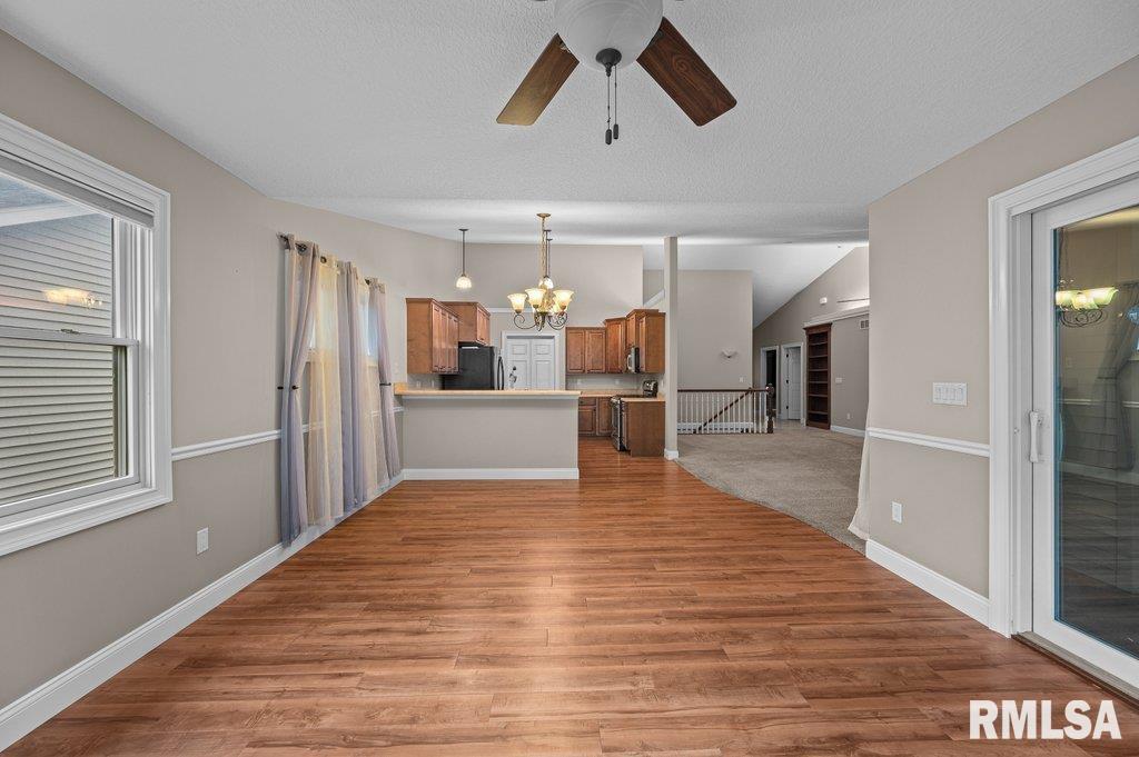 3564 Black Lion Circle, Bettendorf, Iowa image 10