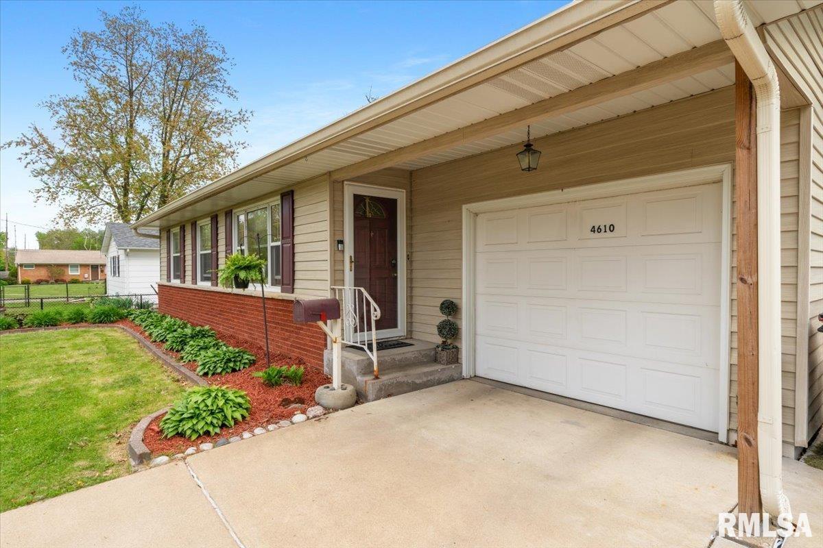 4610 24th Avenue, Rock Island, Illinois image 9