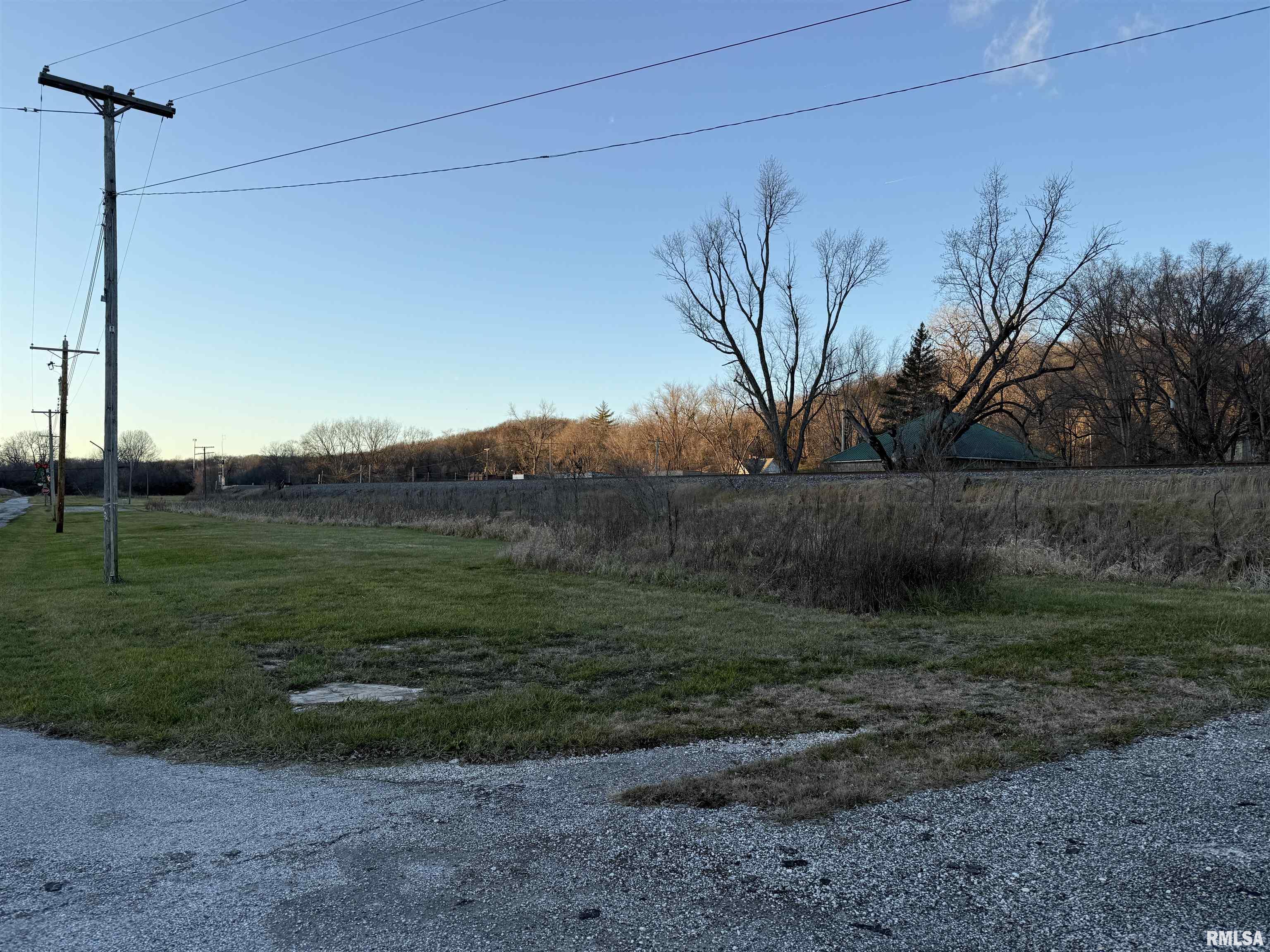 215 E Park Street, Pearl, Illinois image 10