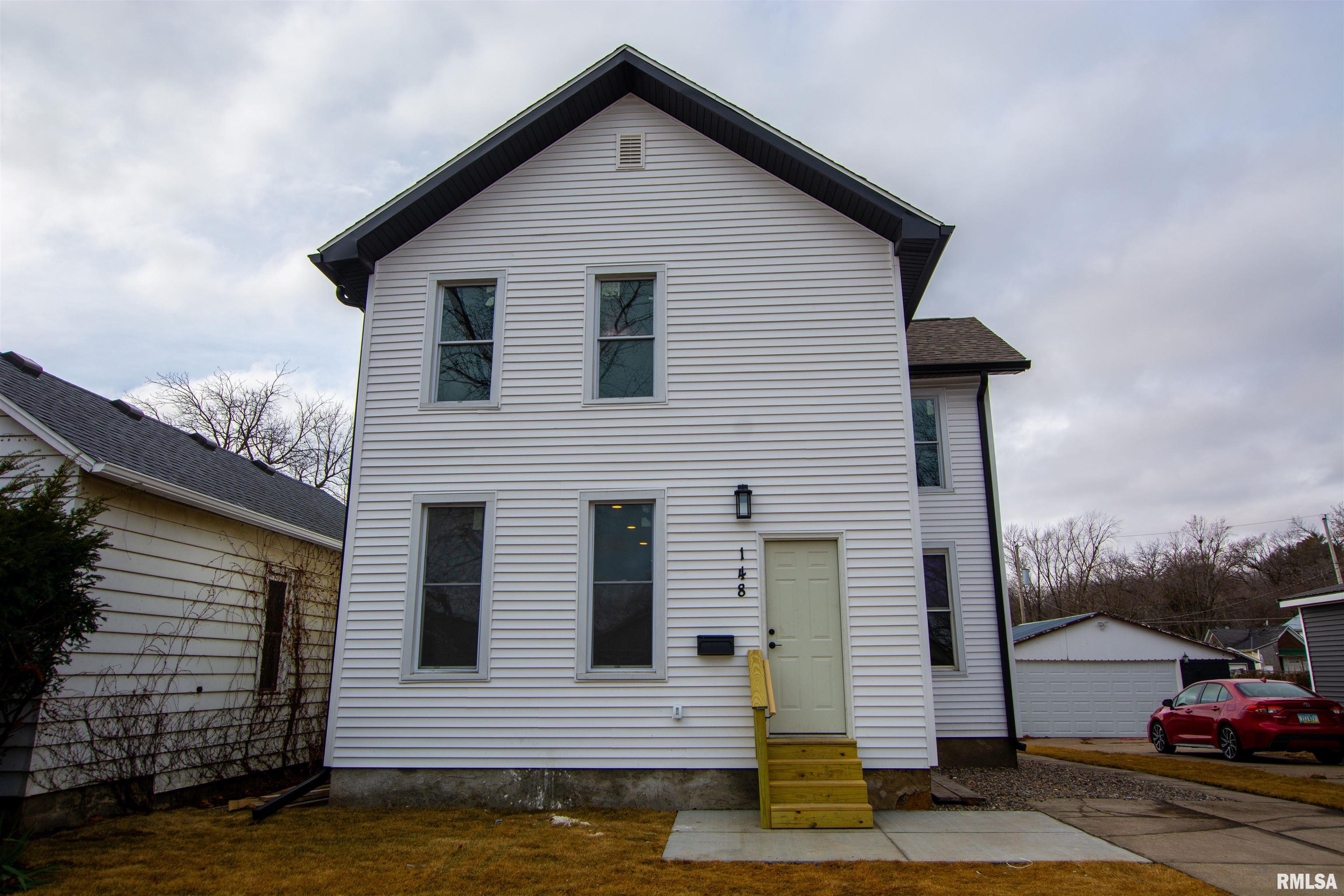 148 Fayette Street, Clinton, Iowa image 1