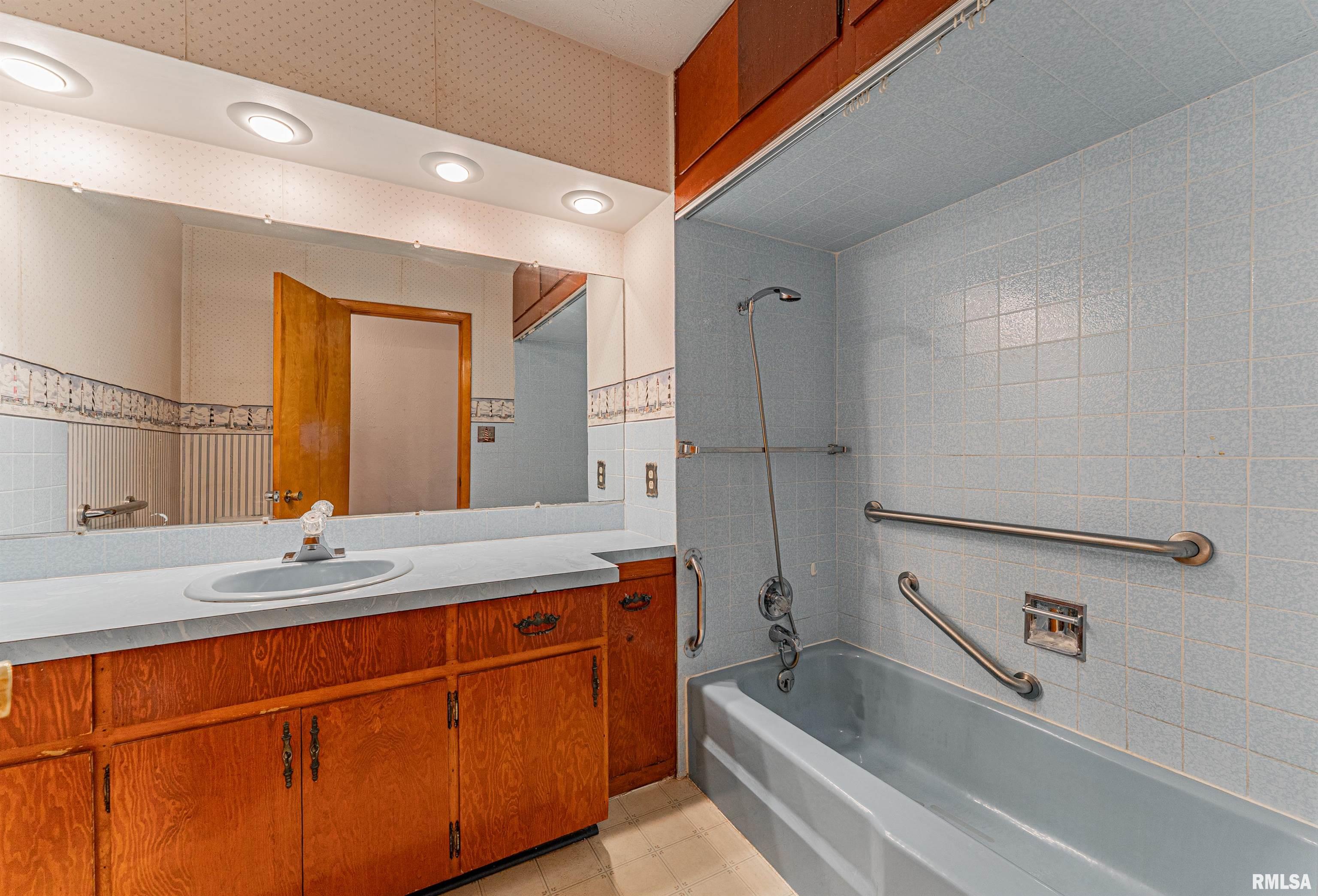 1974 1986th Street, Atlanta, Illinois image 21