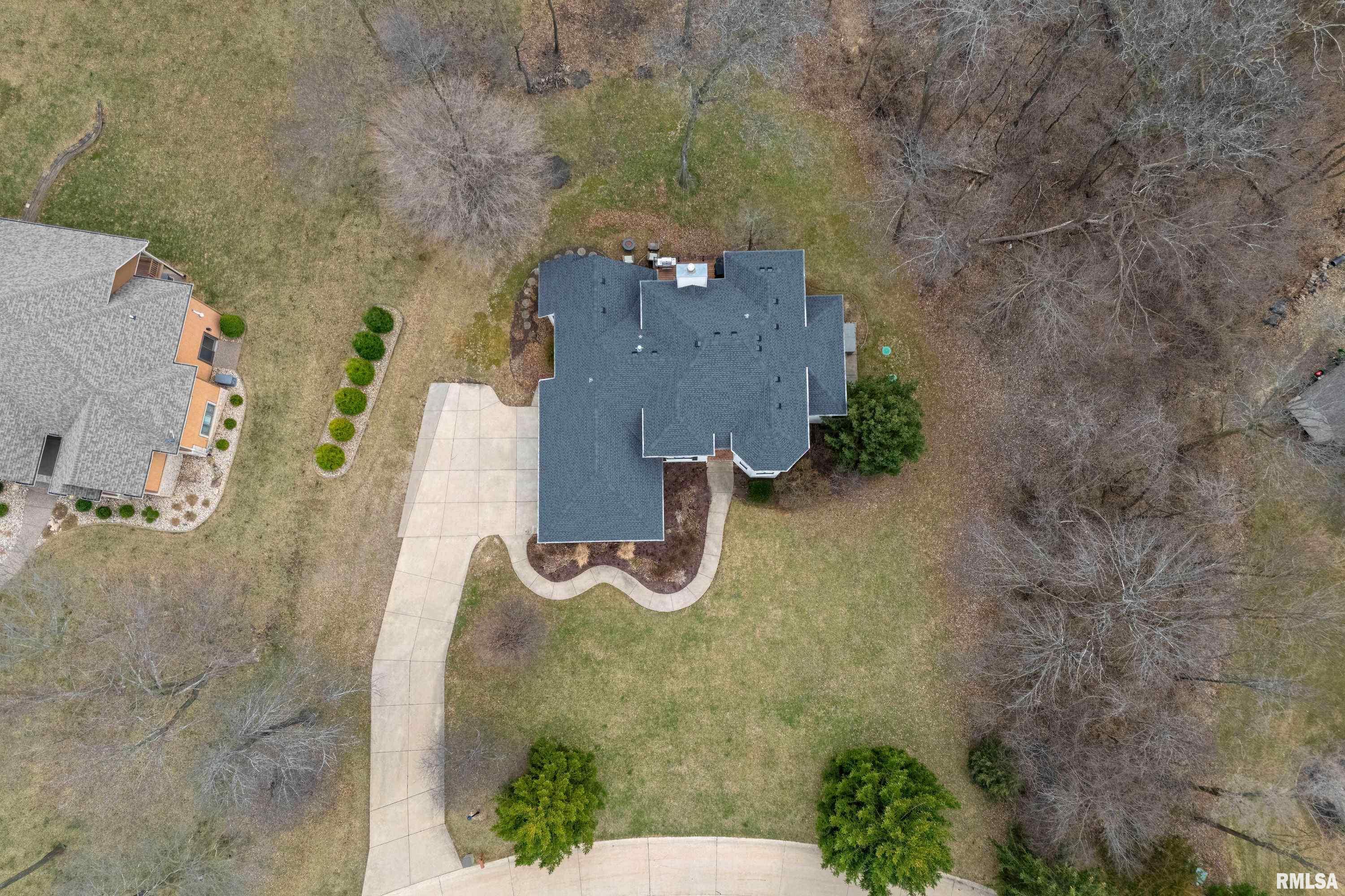 2497 Forest Reed Place, Le Claire, Iowa image 50