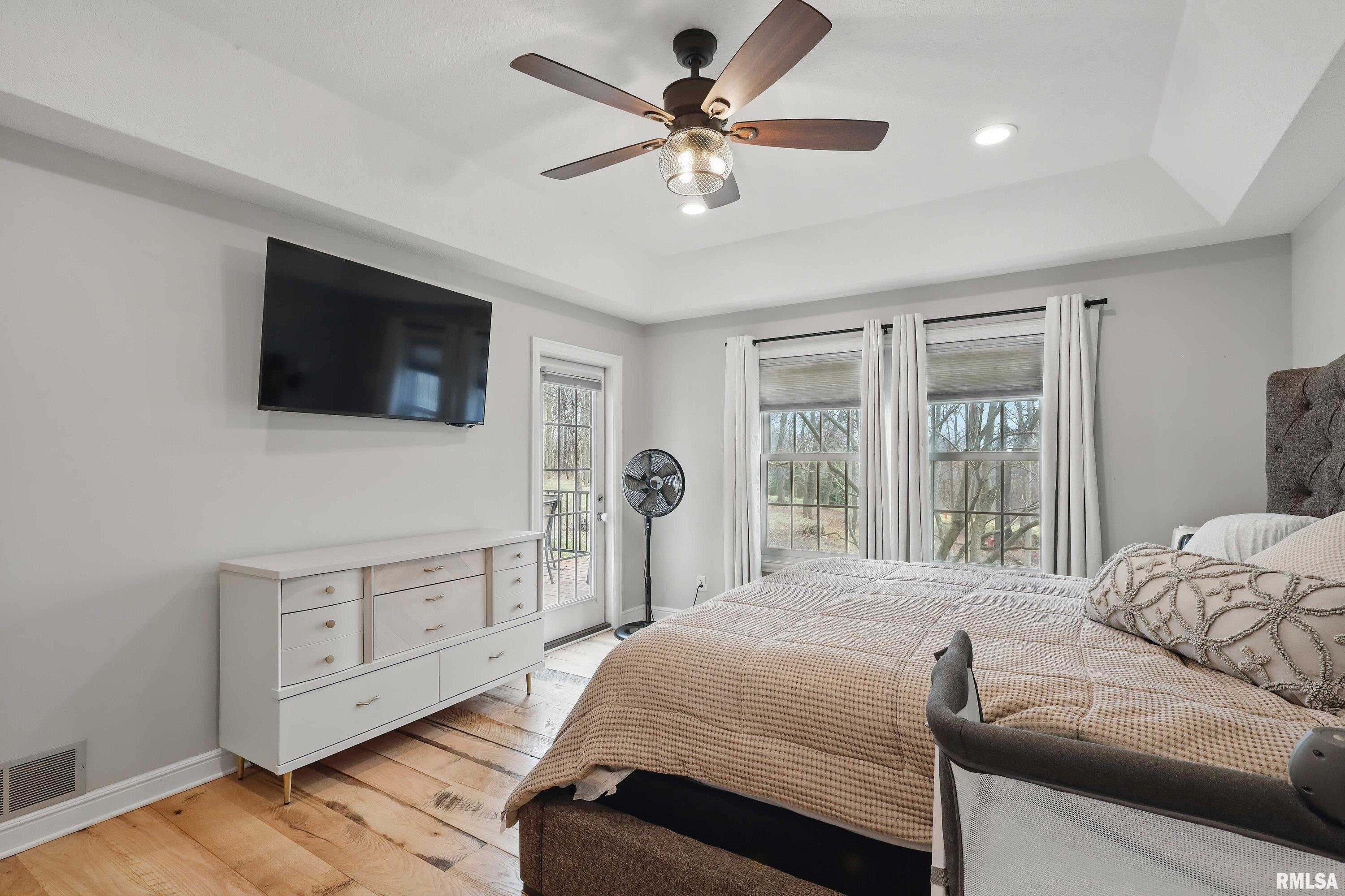 2497 Forest Reed Place, Le Claire, Iowa image 21