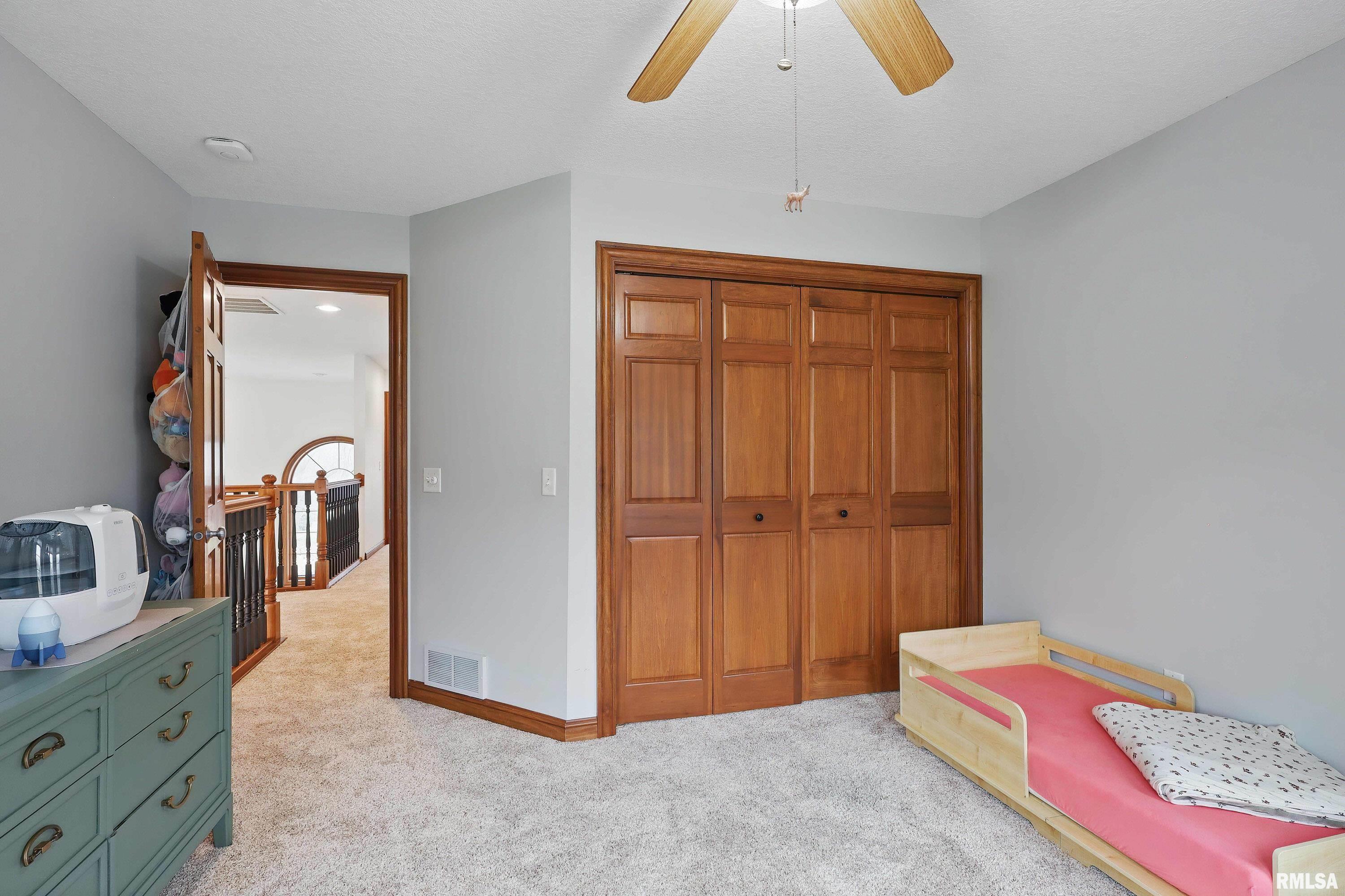 2497 Forest Reed Place, Le Claire, Iowa image 33