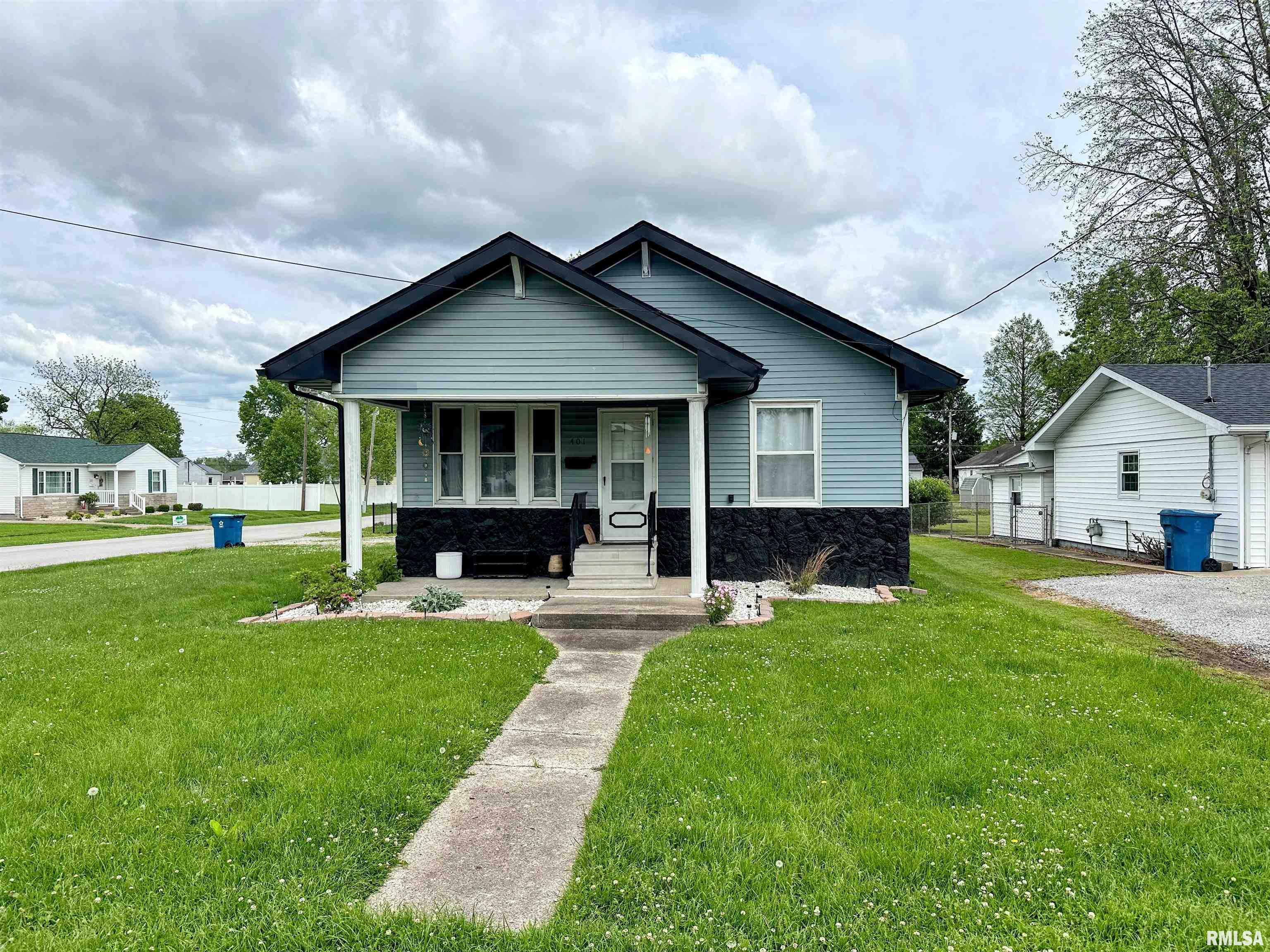 401 S 1st Street, Marion, Illinois image 1