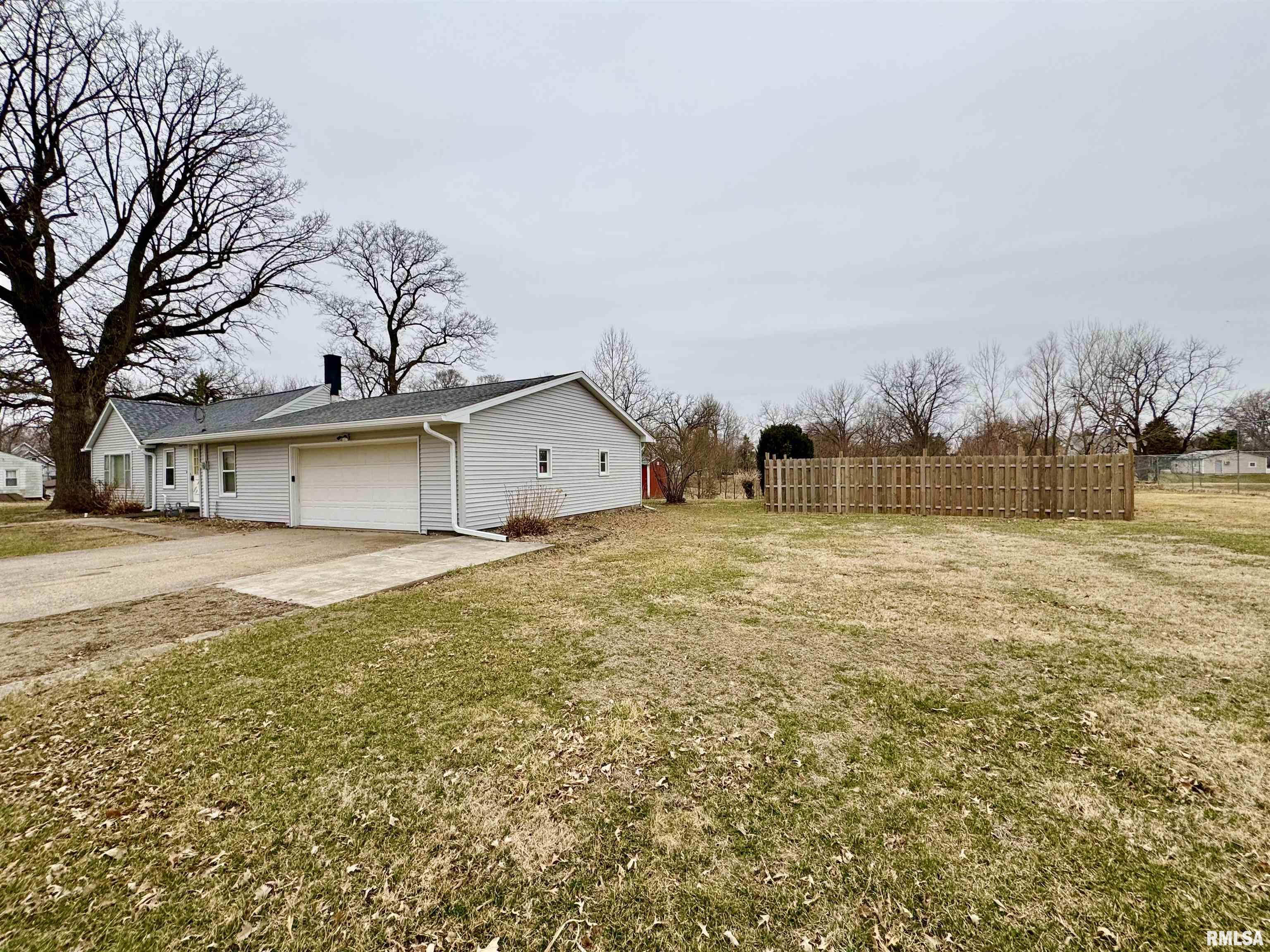 1407 15th Street, Viola, Illinois image 17