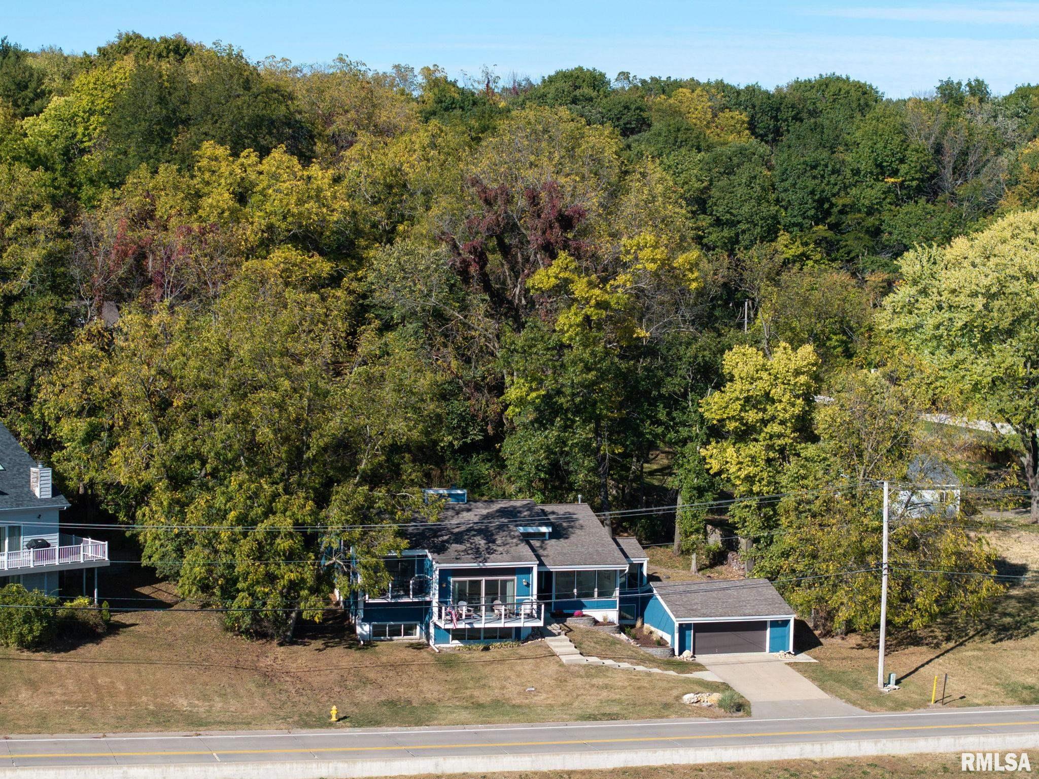 2604 Valley Drive, Le Claire, Iowa image 39