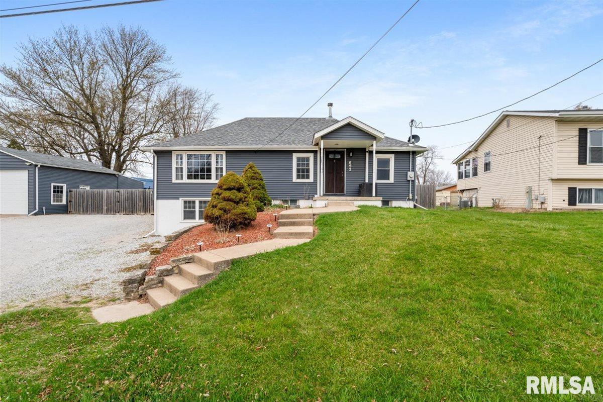 692 Hillcrest Road, Milan, Illinois image 2