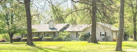 Homes For Sale - 15789 Corinth Road<br/> Williamson County, Marion, IL 62959