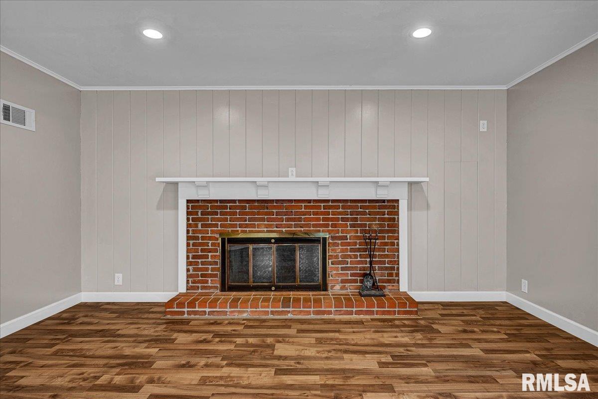 305 Redbud Drive, Washington, Illinois image 3
