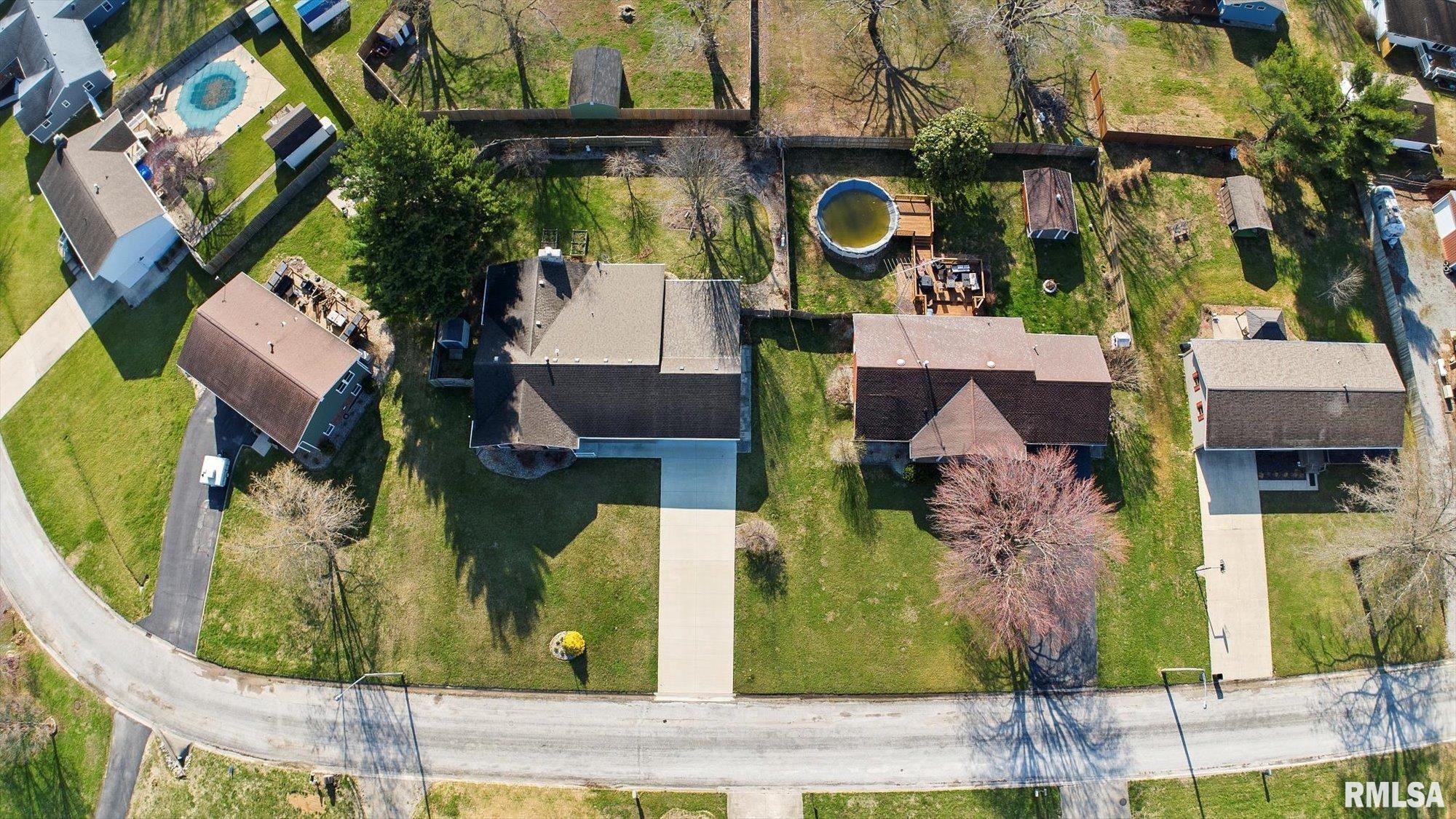 312 Circle Drive, Salem, Illinois image 35