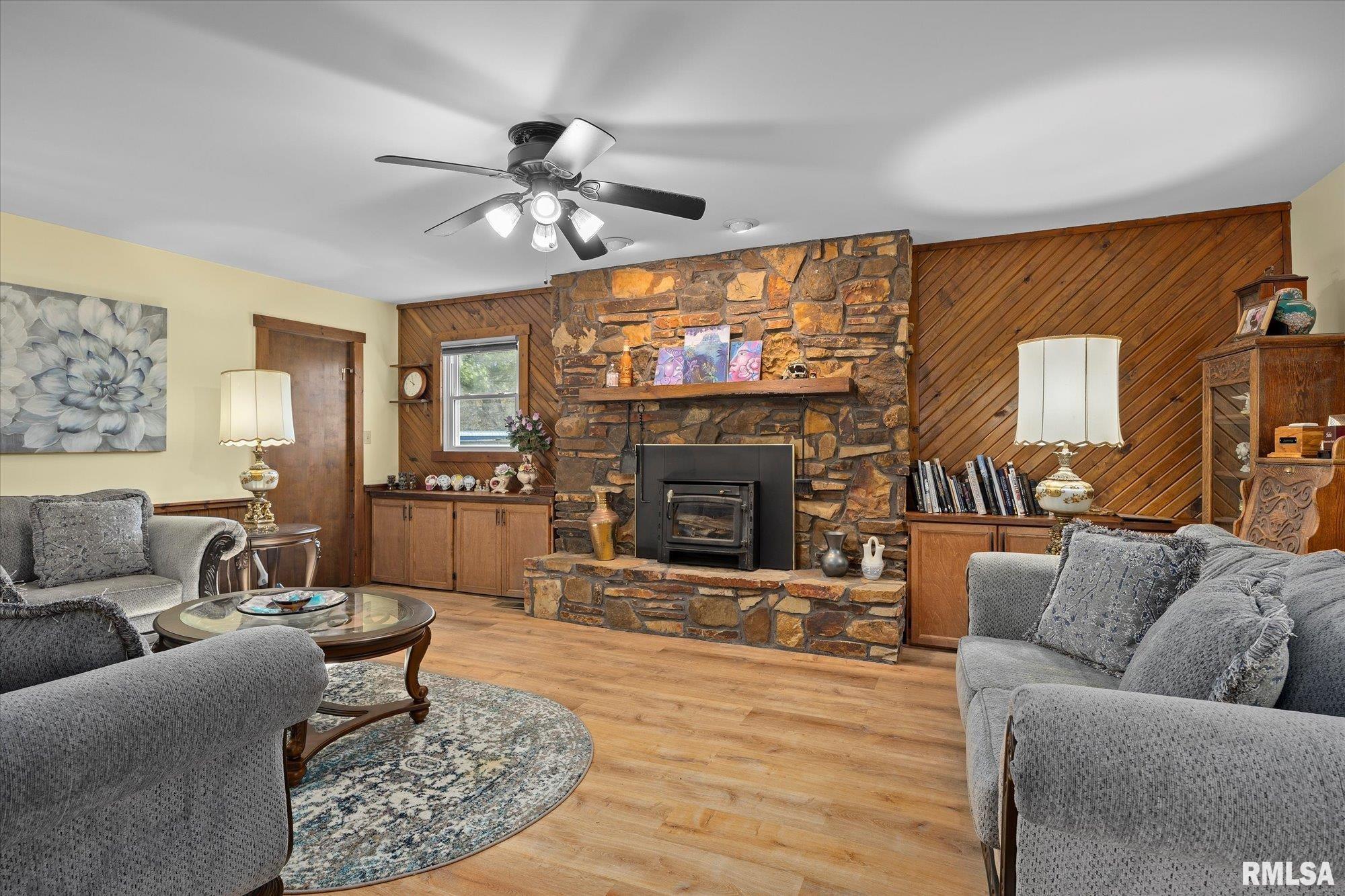 312 Circle Drive, Salem, Illinois image 14