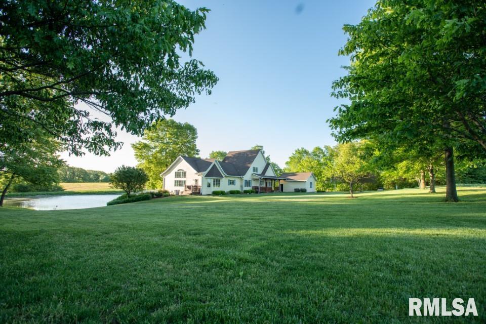 19132 Powerline Road, Grafton, Illinois image 1