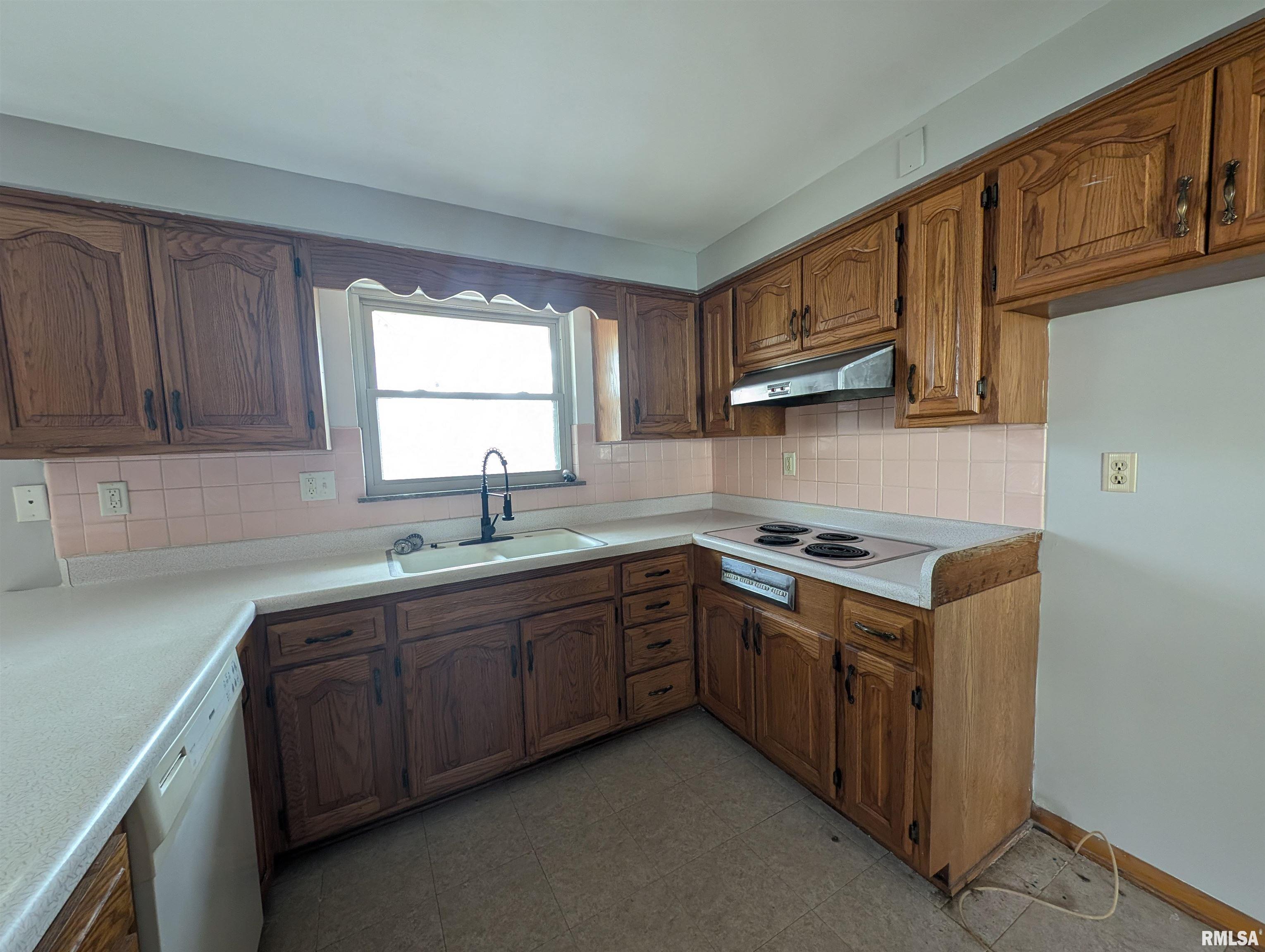3720 Saint Michael Avenue, Peoria, Illinois image 12