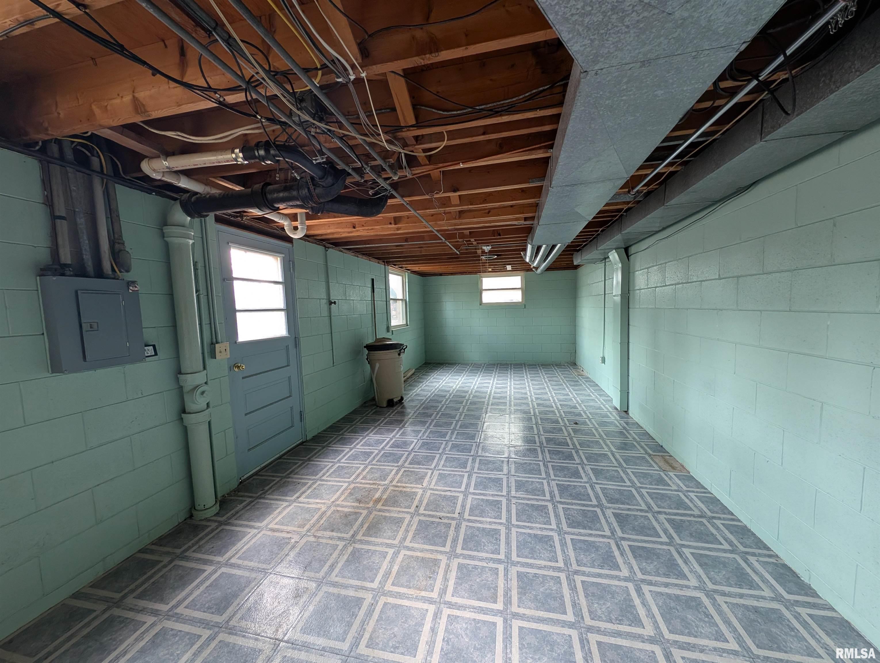 3720 Saint Michael Avenue, Peoria, Illinois image 36