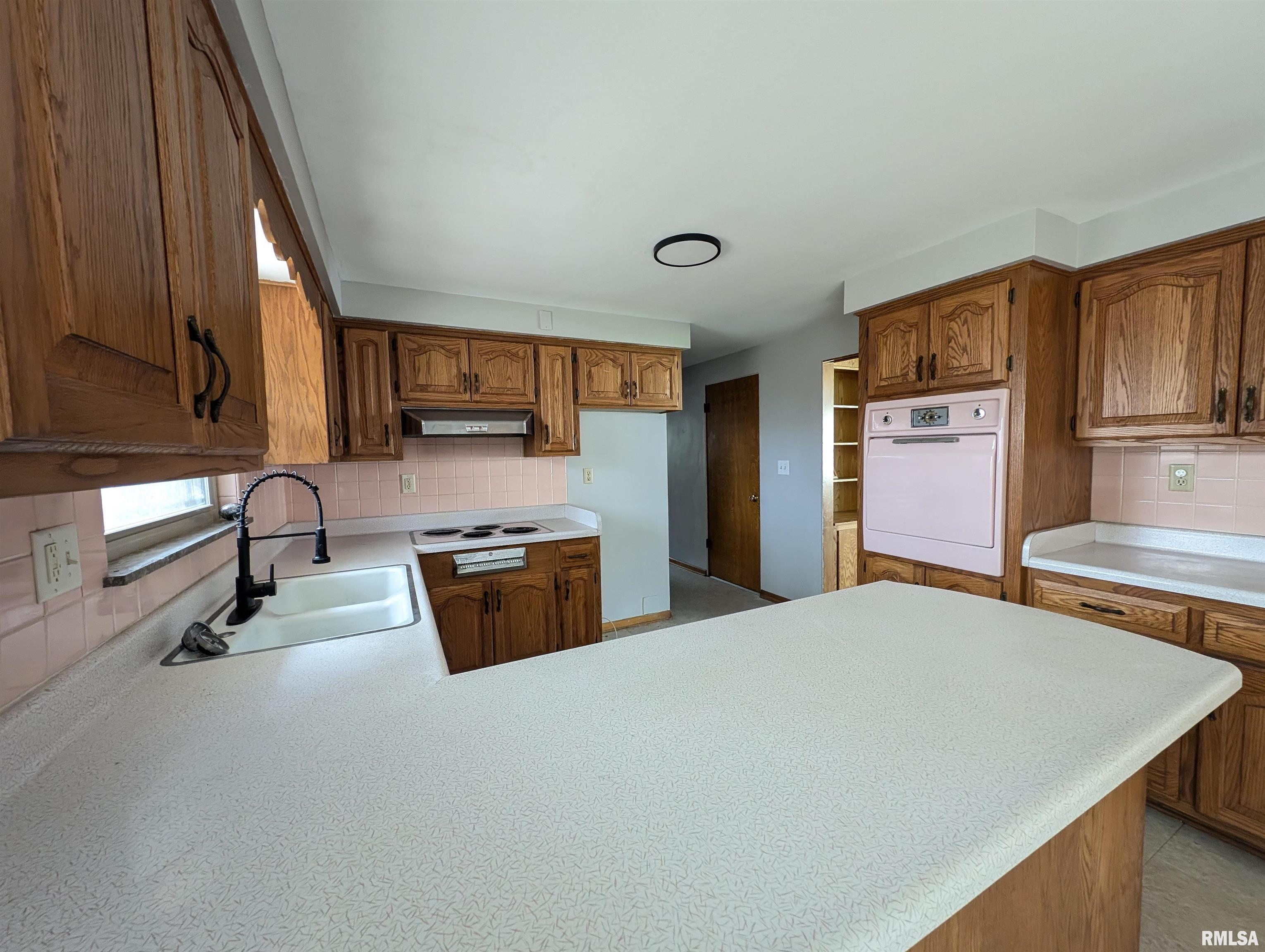 3720 Saint Michael Avenue, Peoria, Illinois image 13