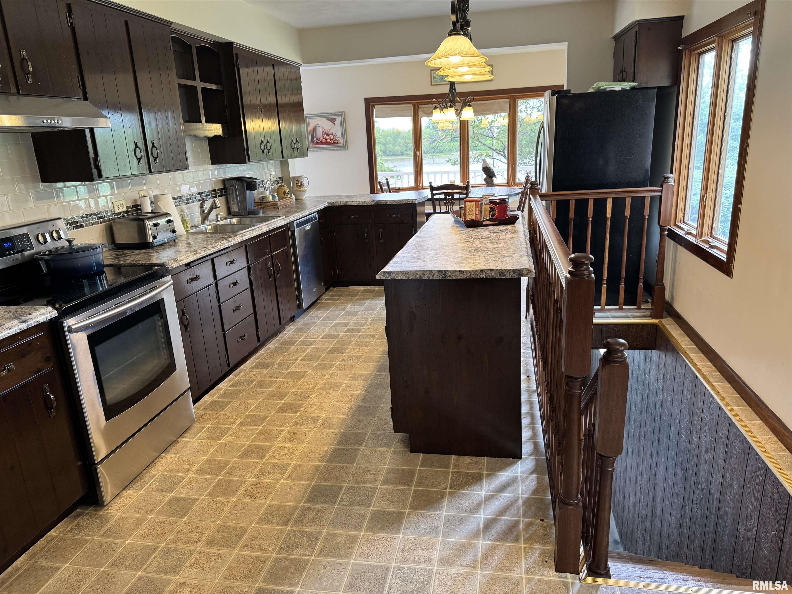 18382 N Quiver Beach Road, Havana, Illinois image 16