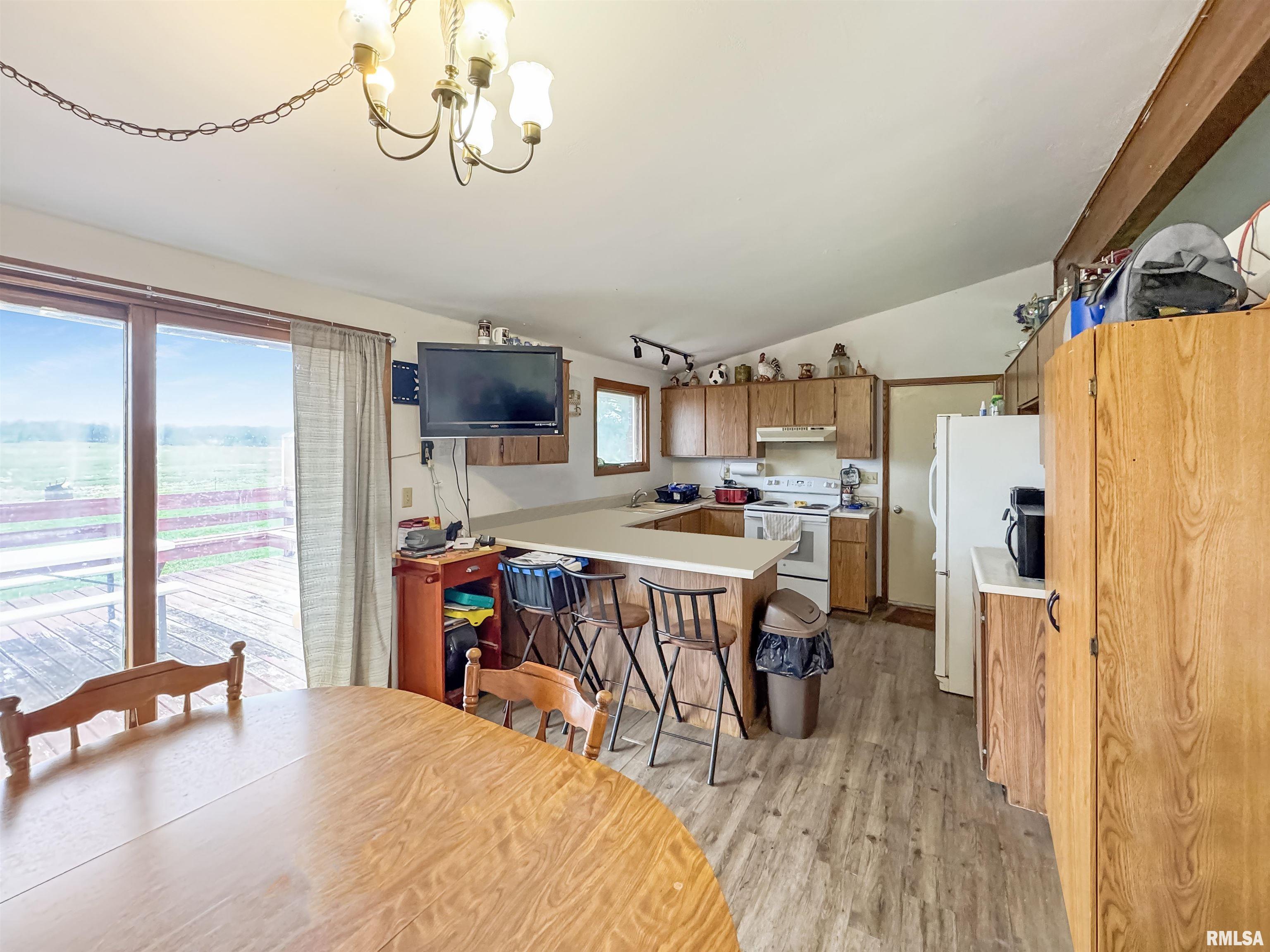 352 1315 East Street, Versailles, Illinois image 7