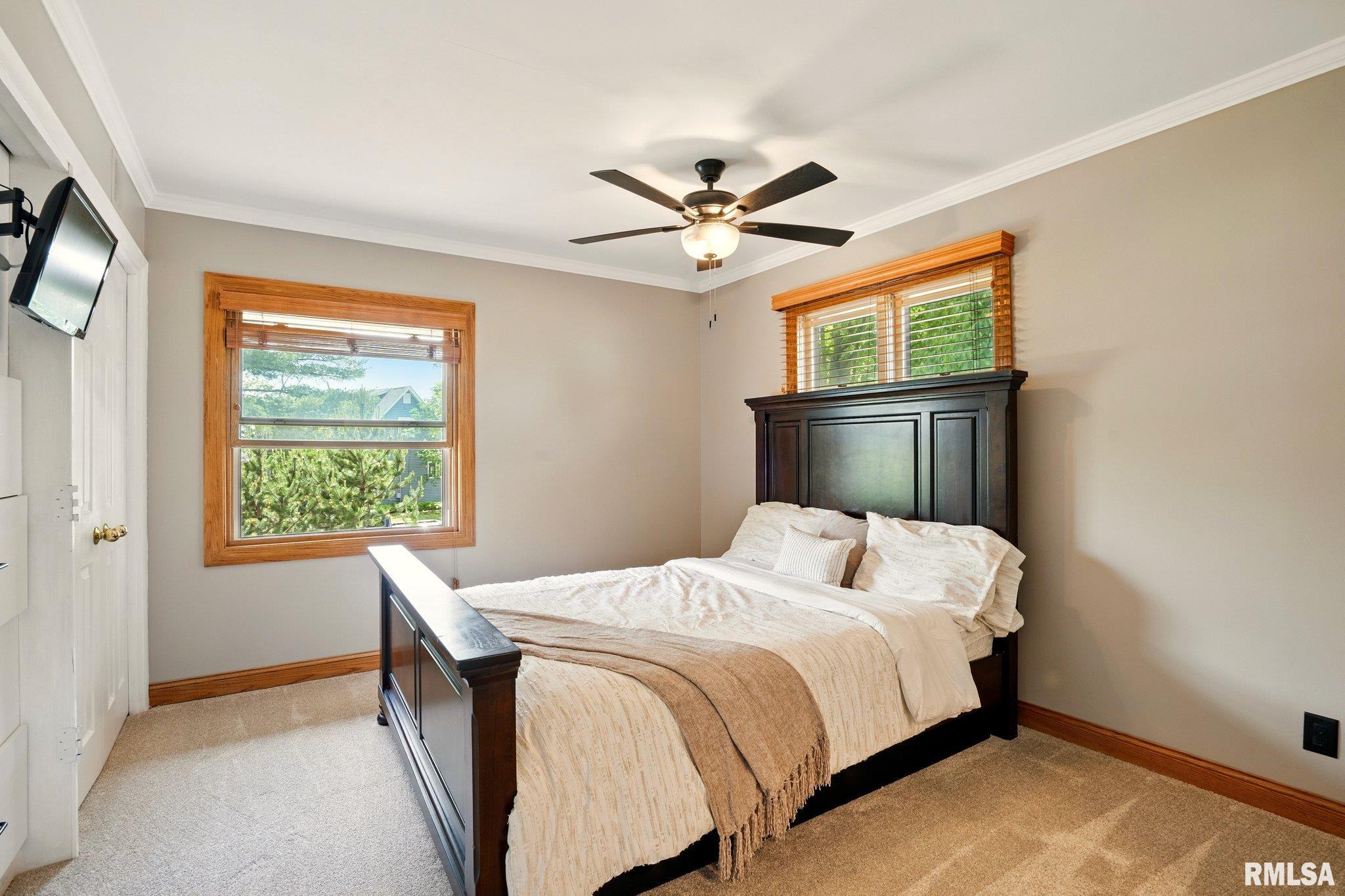 5760 Jenny Lane, Bettendorf, Iowa image 10