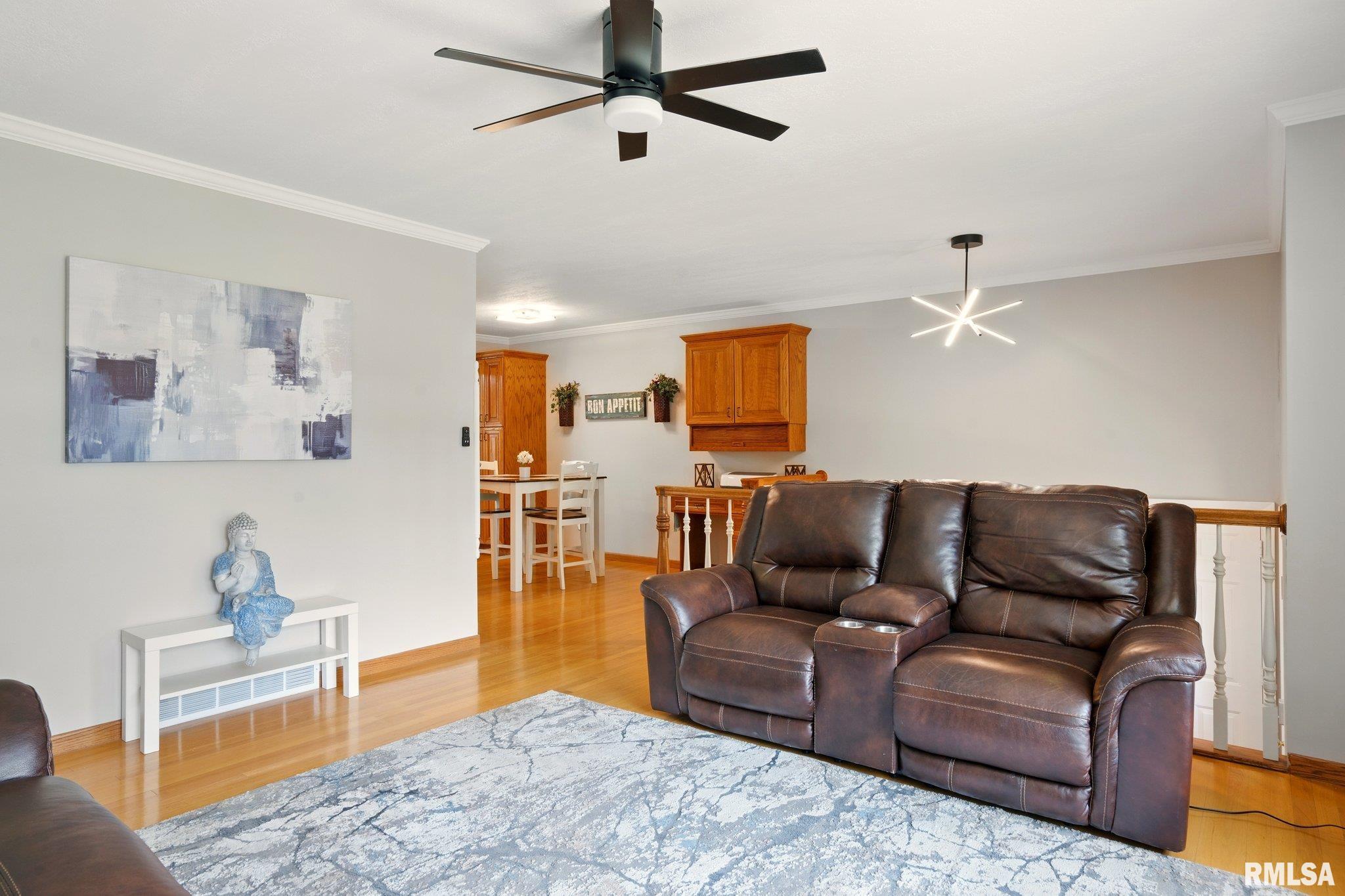 5760 Jenny Lane, Bettendorf, Iowa image 8