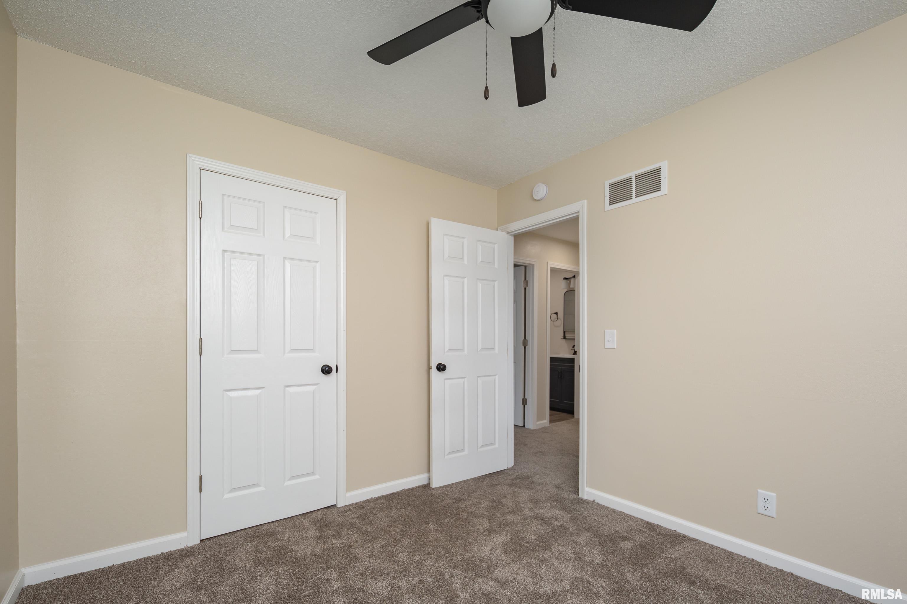3208 Westmar Drive, Bettendorf, Iowa image 19