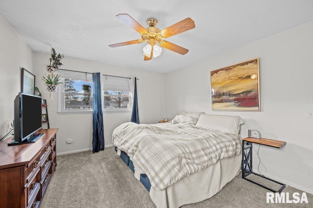 3521 Greenbrier Drive, Bettendorf, Iowa image 10