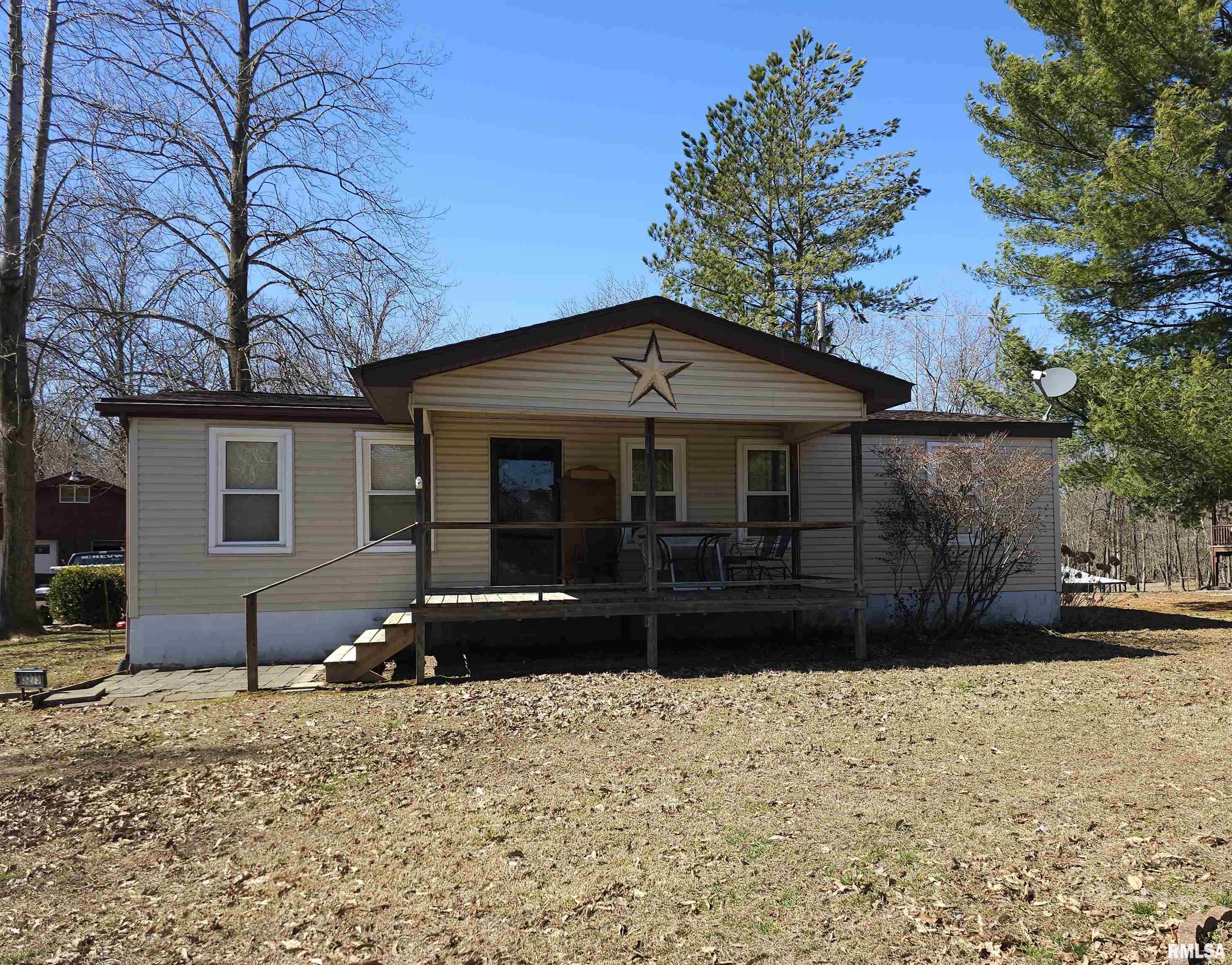 15275 Harris School Road, Johnston City, Illinois image 2