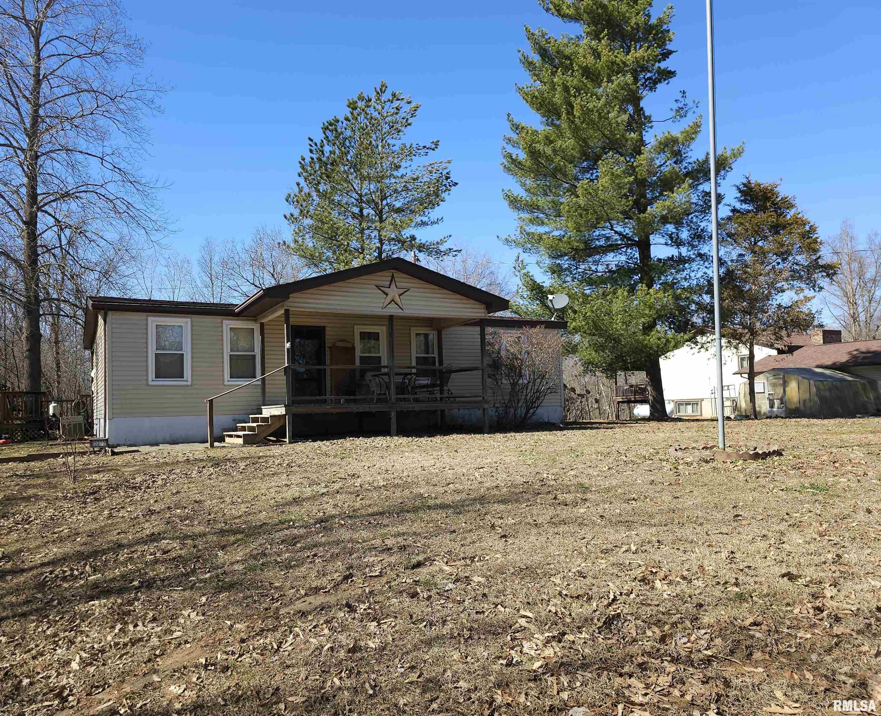 15275 Harris School Road, Johnston City, Illinois image 3