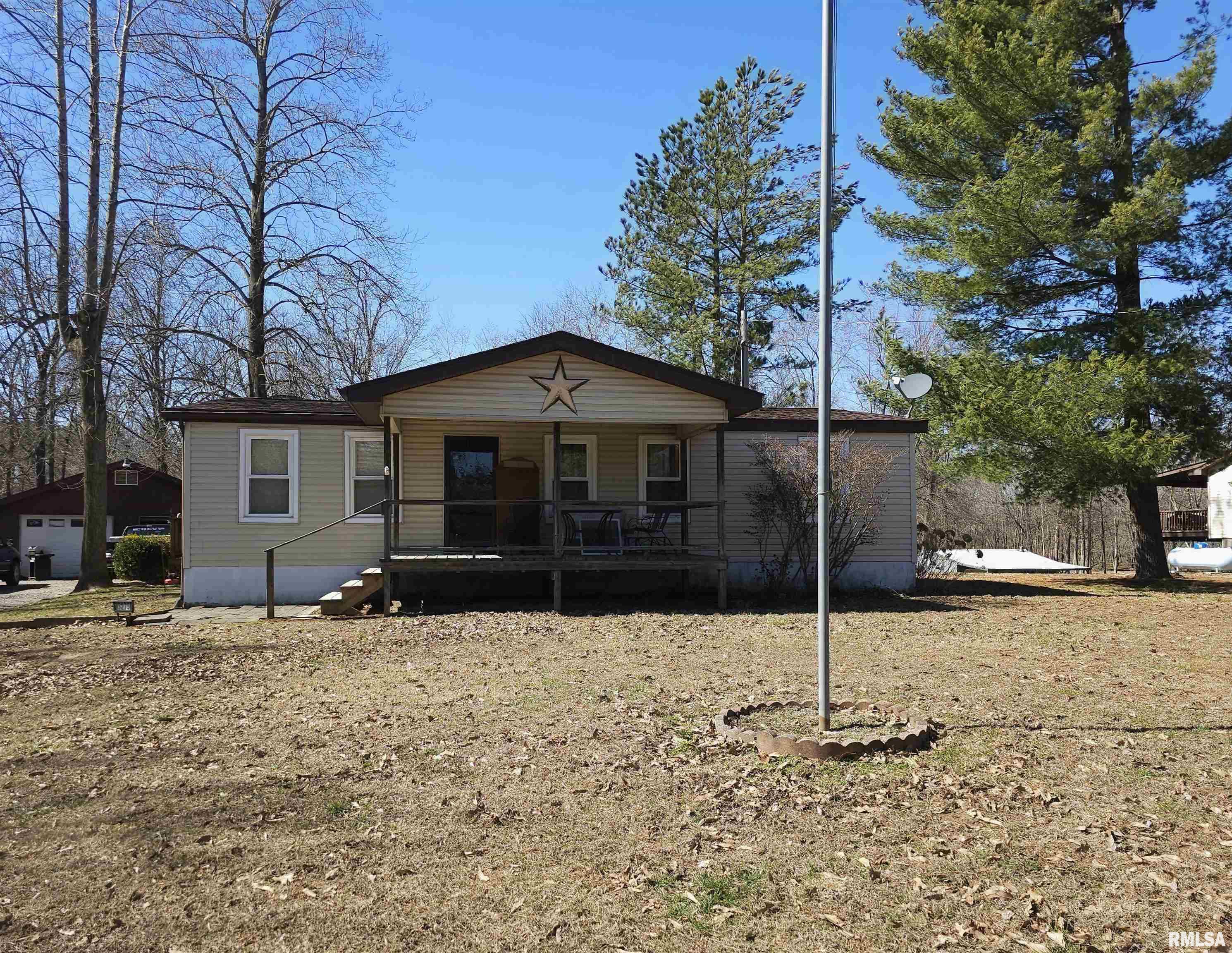 15275 Harris School Road, Johnston City, Illinois image 1