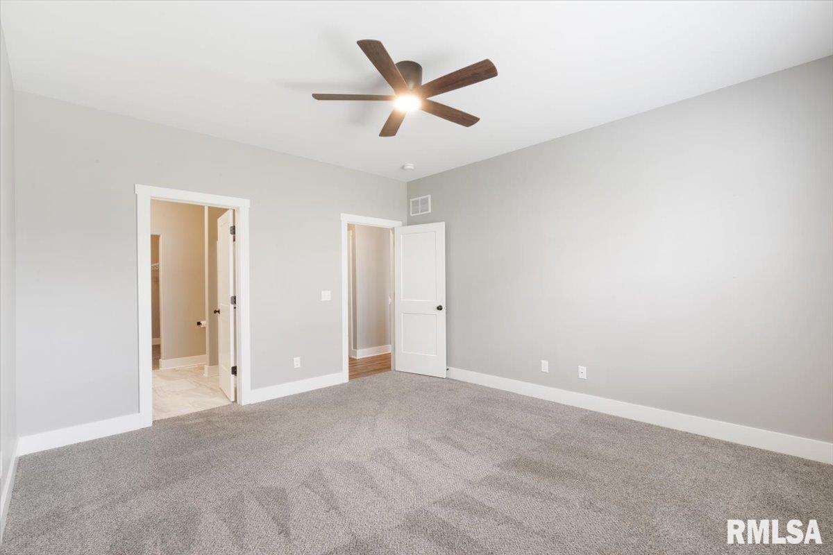 3074 Mary Leigh Drive, Bettendorf, Iowa image 23