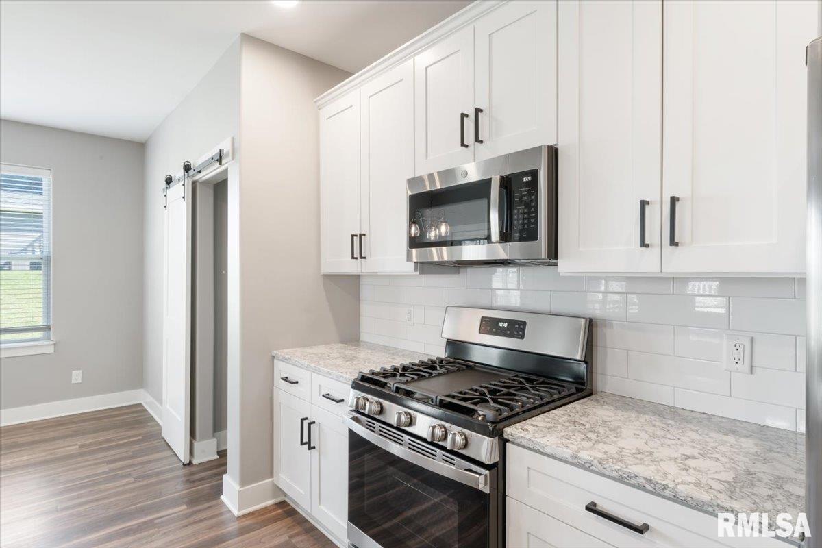 3074 Mary Leigh Drive, Bettendorf, Iowa image 20