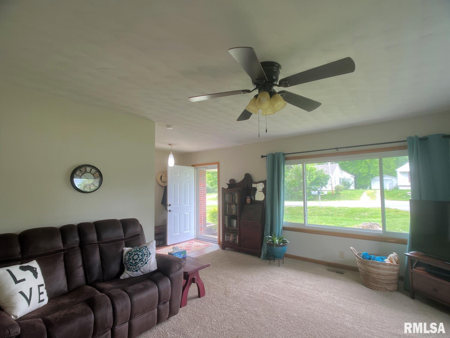 356 Cedar Creek Road, Makanda, Illinois image 2