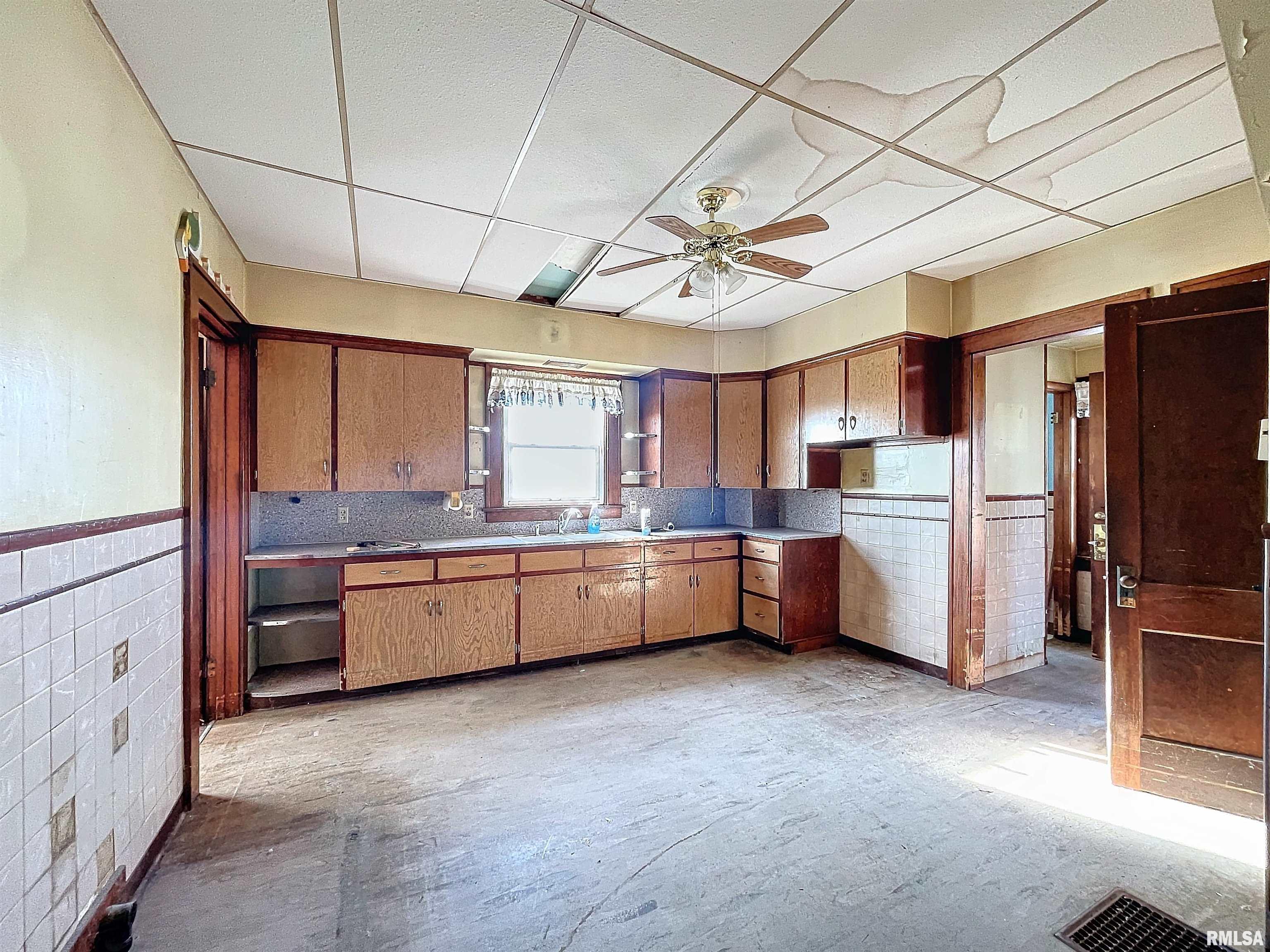 26054 N Weber Road, Geneseo, Illinois image 9