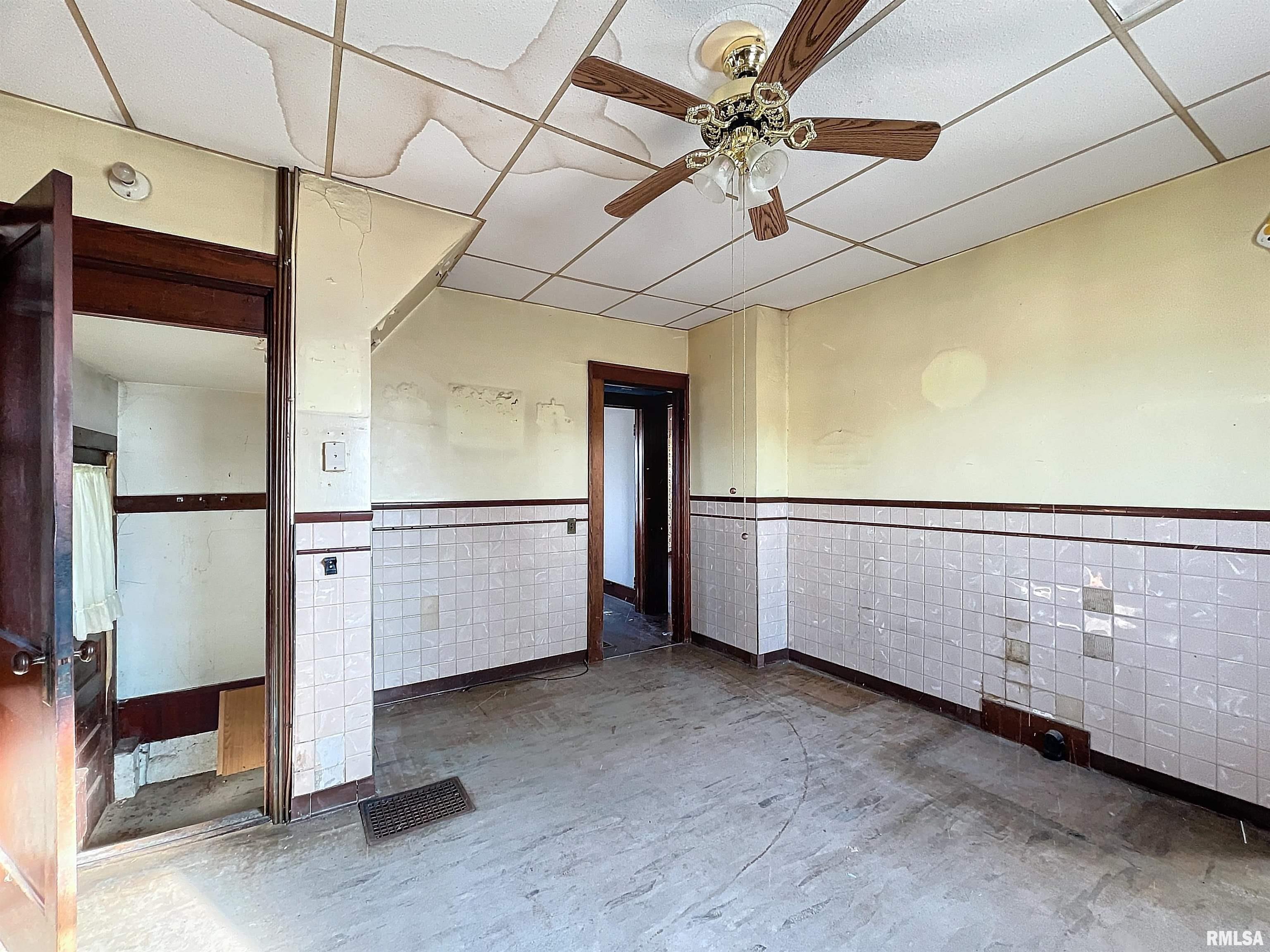 26054 N Weber Road, Geneseo, Illinois image 11